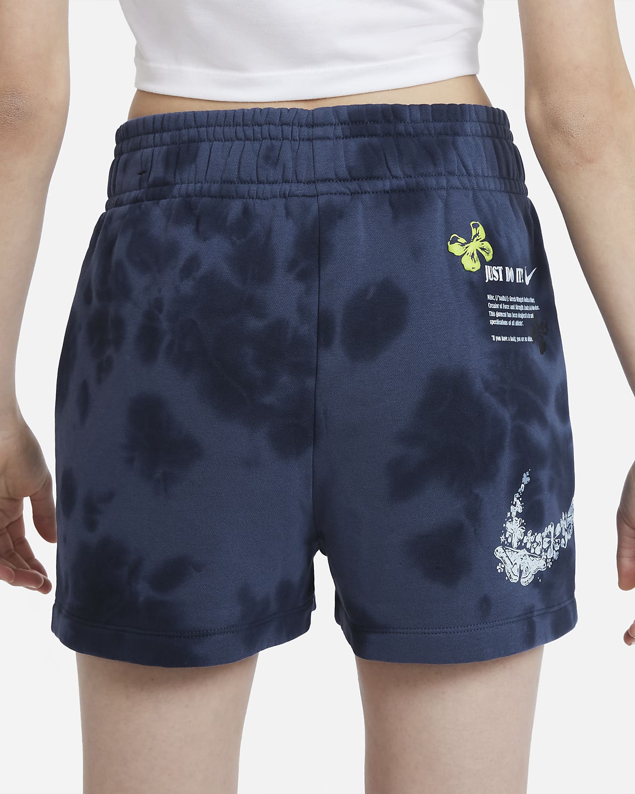 nike shorts flipkart