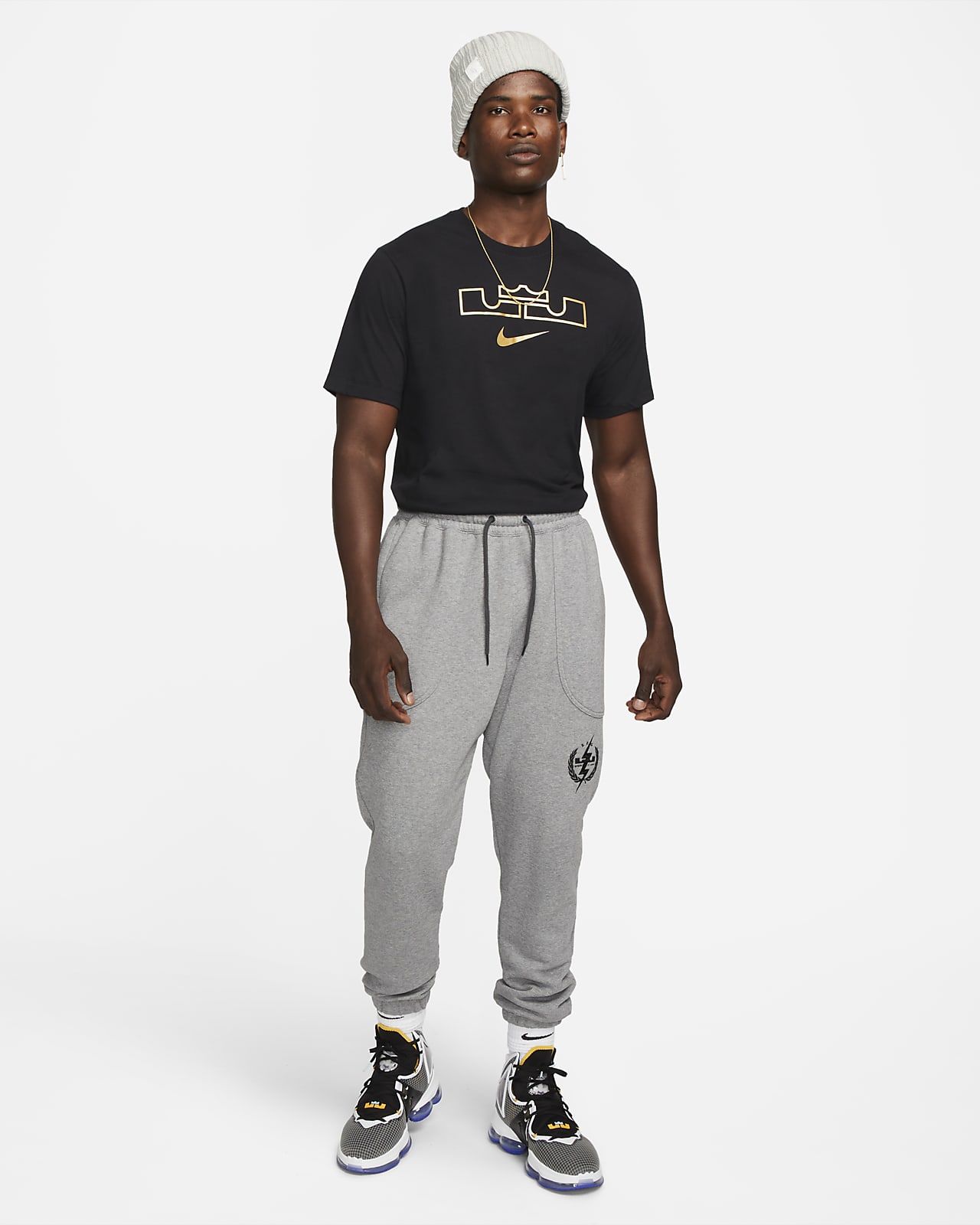 LeBron Men's Basketball T-Shirt. Nike SG