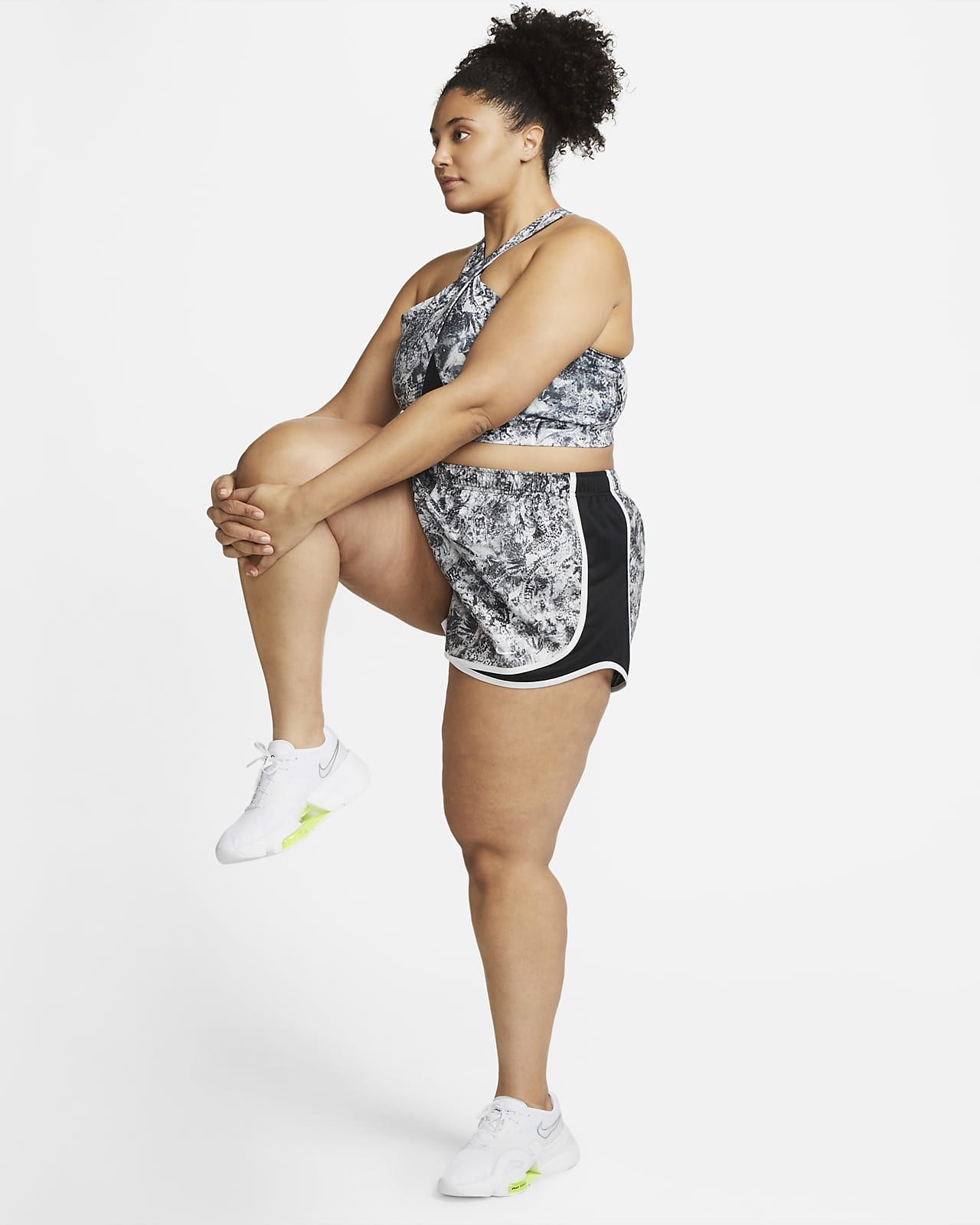 Nike Dri-FIT Women's Printed Shorts (Plus Size). Nike.com
