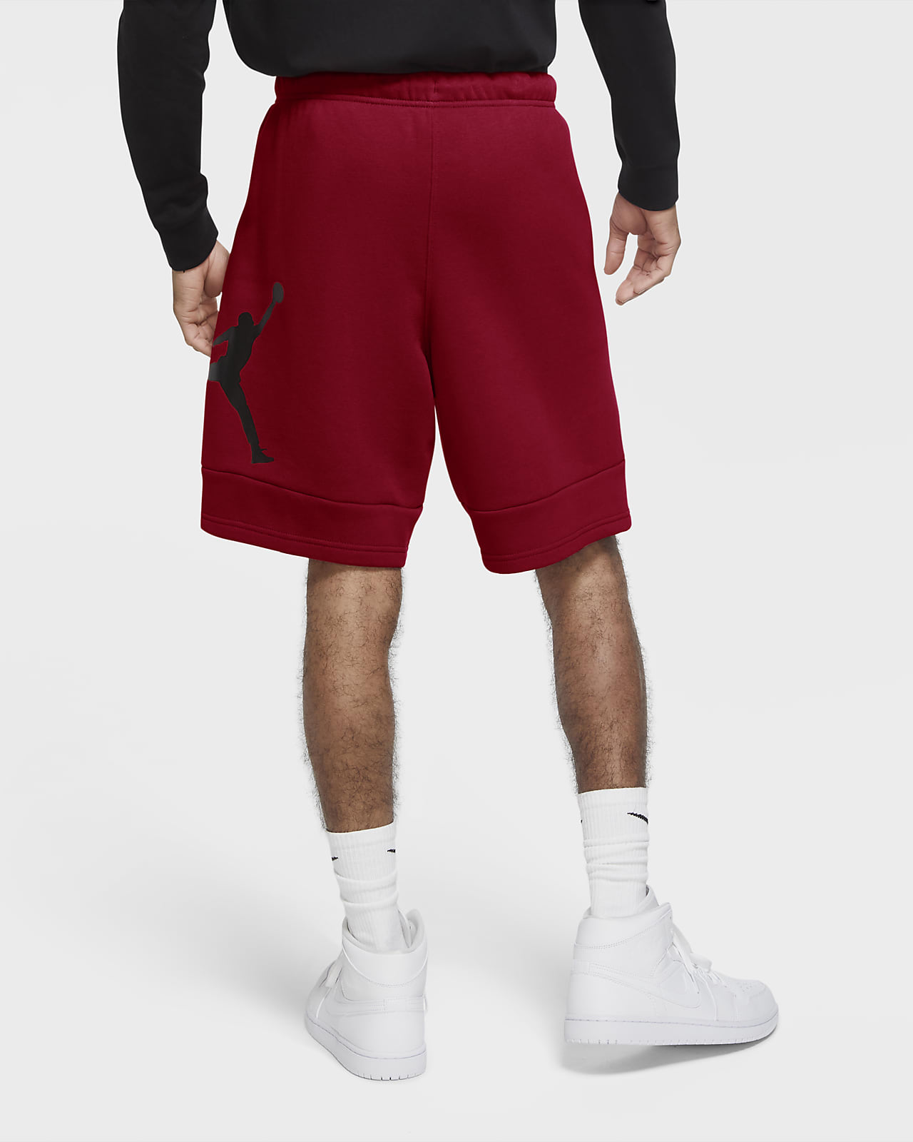 gym red nike shorts