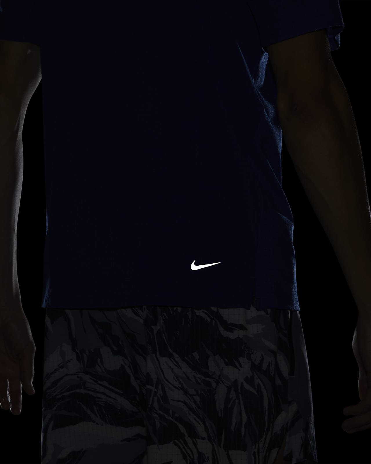 Nike Trail Solar Chase Men's Dri-FIT Short-Sleeve Running Top. Nike CA
