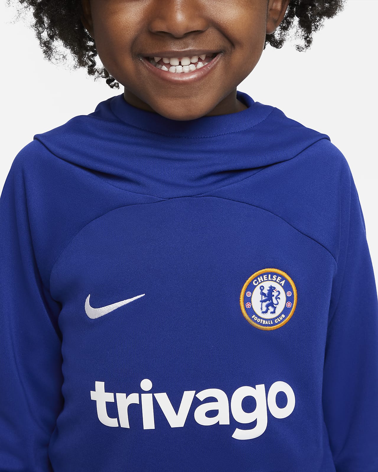 Chelsea F.C. Academy Pro Younger Kids' Nike Football Hoodie. Nike
