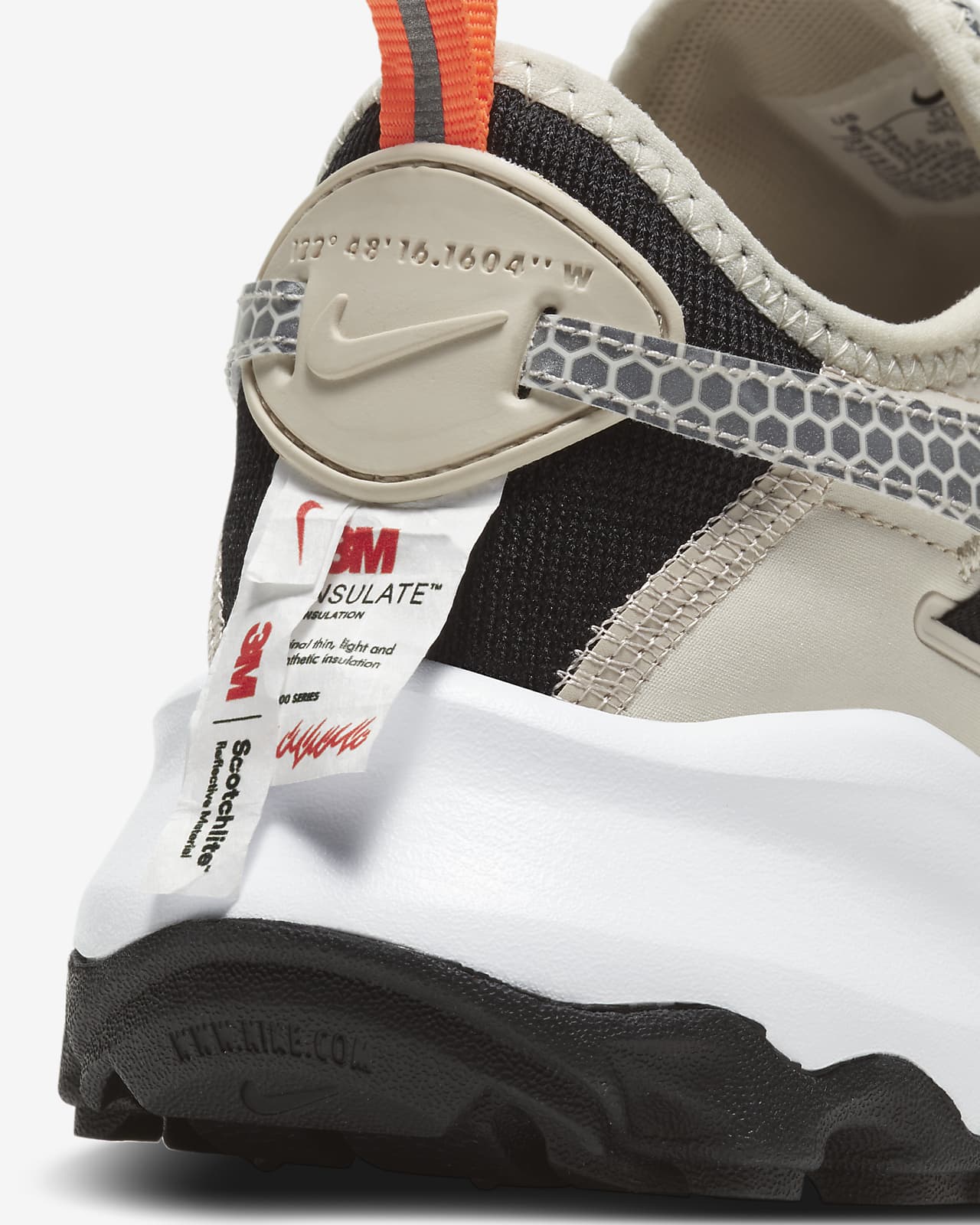 nike round toe sneakers