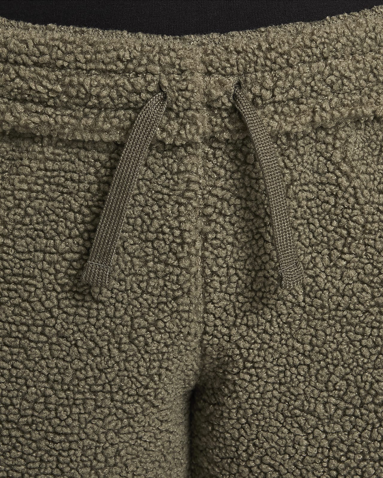 Nike Sportswear Club Fleece Big Kids' Winterized Pants.