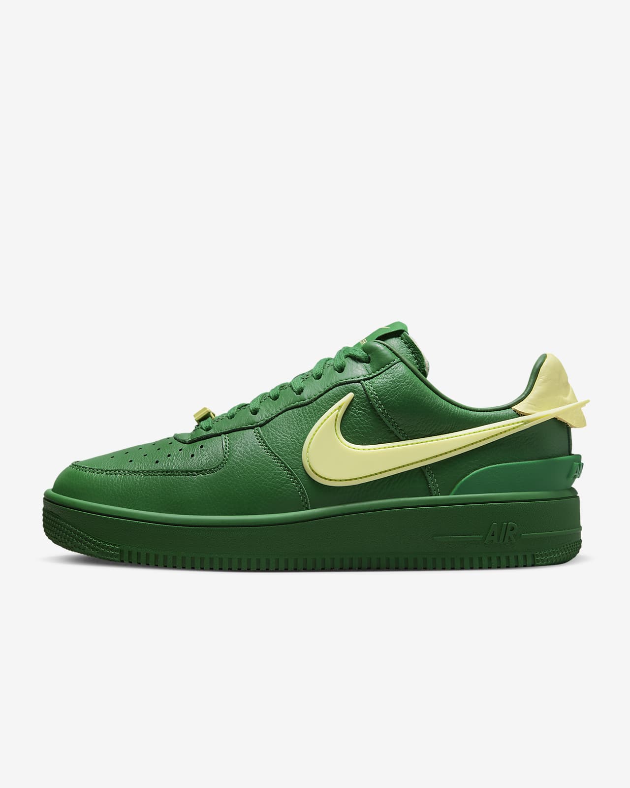 春の新作シューズ満載 NIKE AIR FORCE 1 AMBUSH 緑 ecousarecycling.com