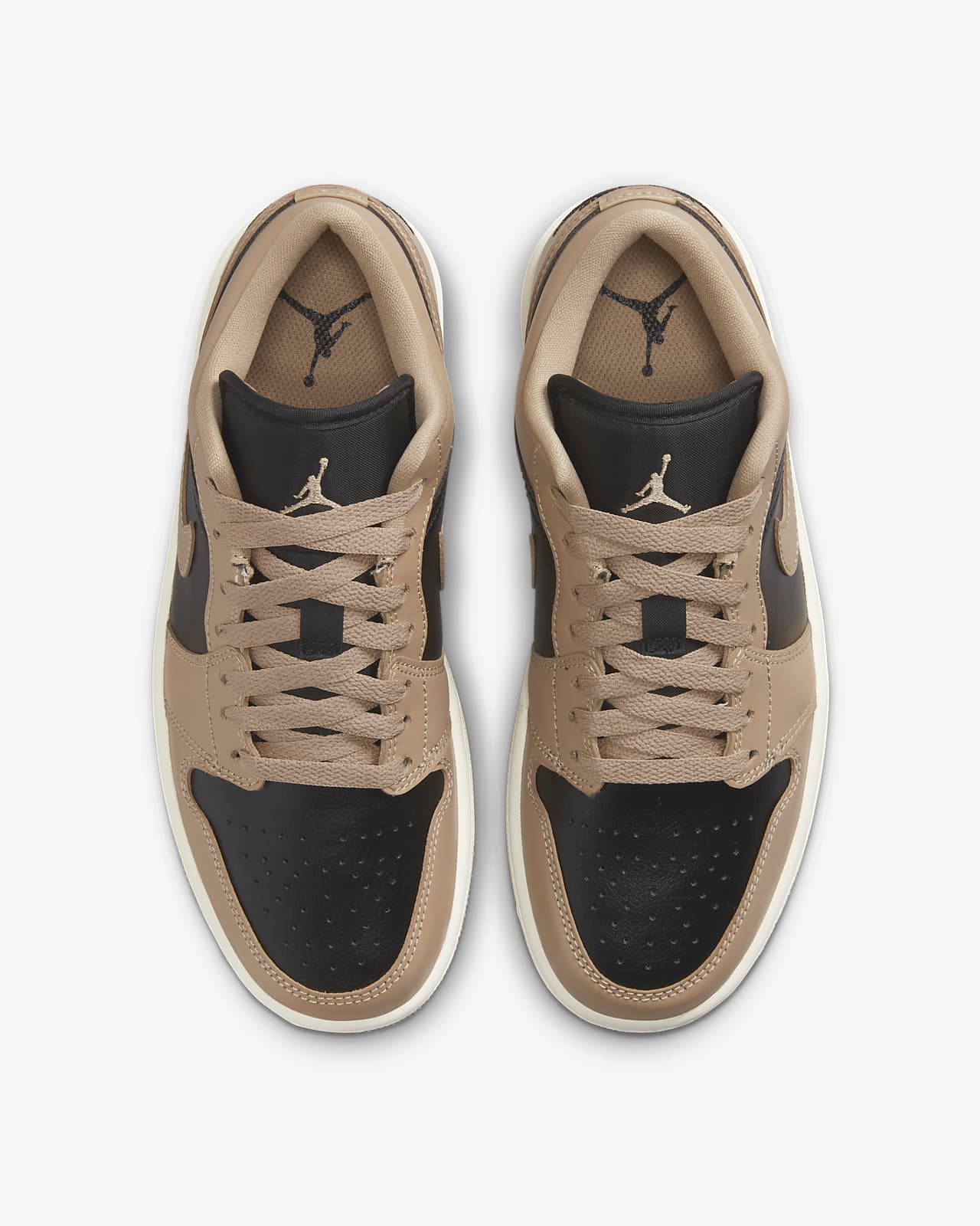 Air Jordan 1 Low Women's Shoe. Nike SG