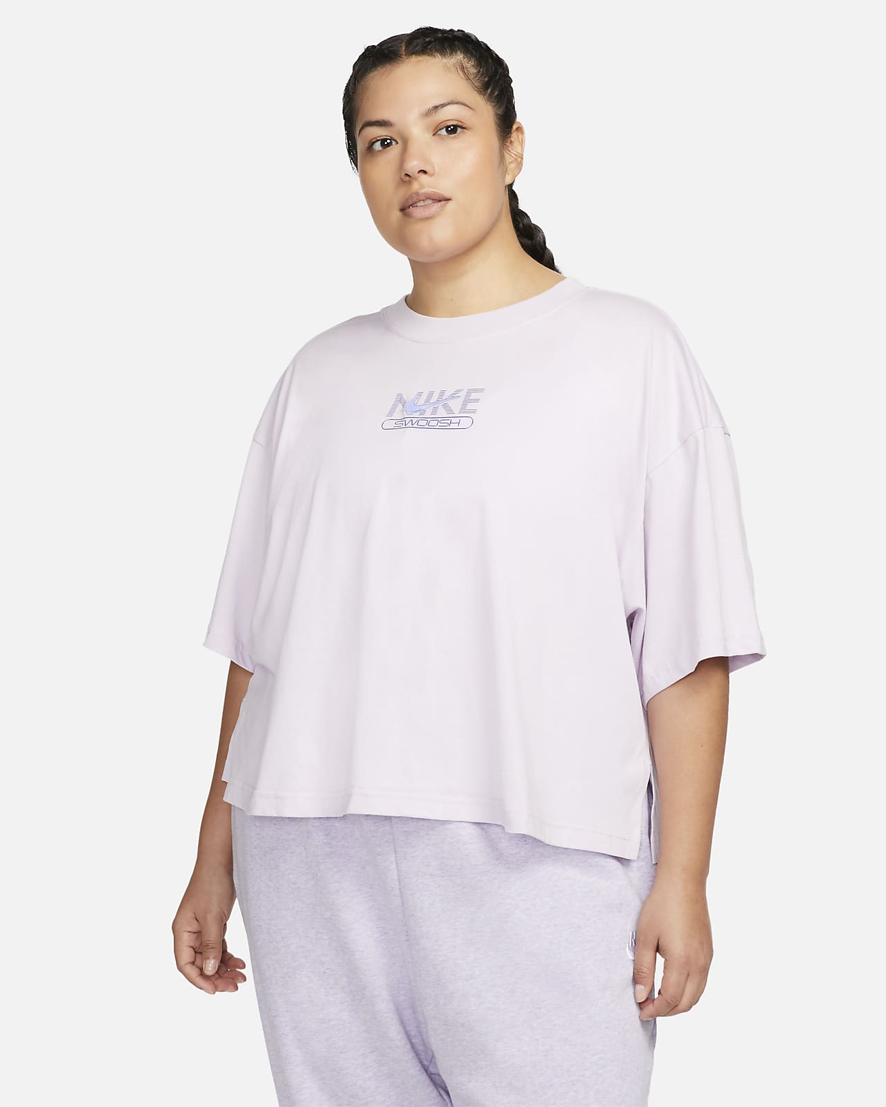 https://static.nike.com/a/images/t_PDP_1280_v1/f_auto,q_auto:eco/d9e9cc94-1f28-4866-baa5-76eb2e0a1fd6/sportswear-swoosh-womens-cropped-short-sleeve-top-plus-size-9ddmss.png