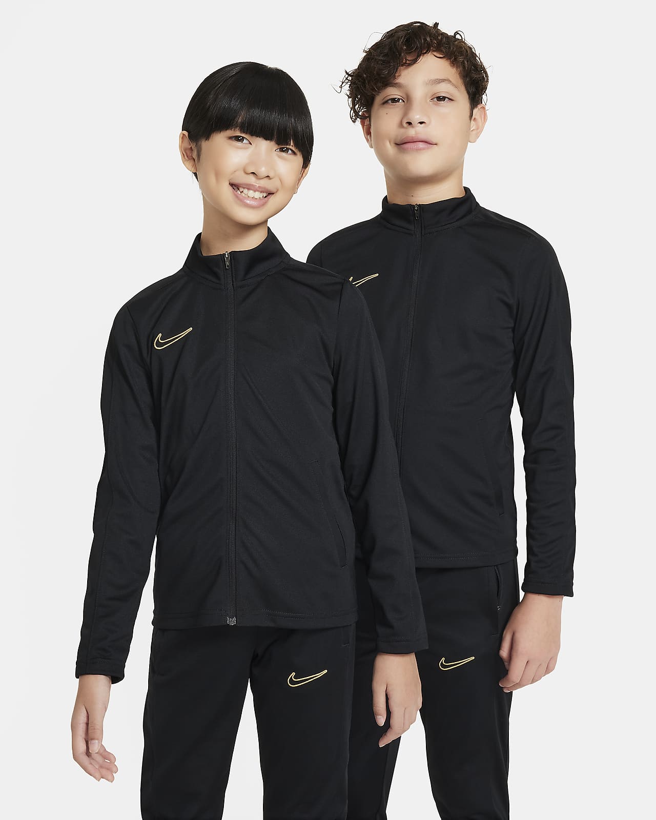 NIKE公式】ナイキ Dri-FIT Academy23 キッズ サッカートラックスーツ 