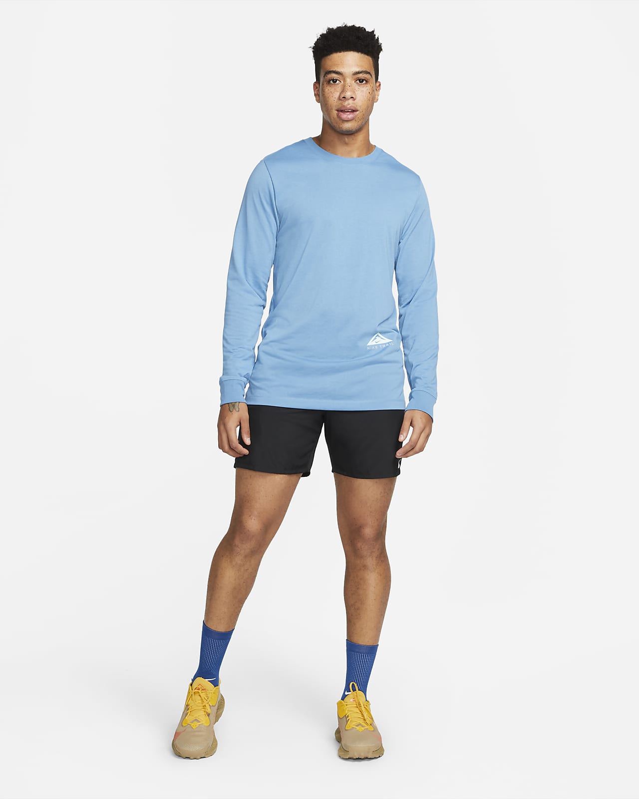 admirar Oxidar Pino Nike Dri-FIT Men's Long-Sleeve Trail Running T-Shirt. Nike.com