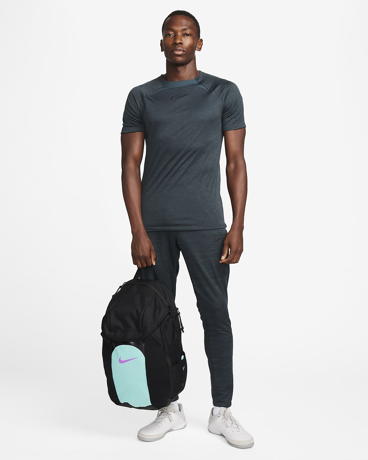 Gray+Nike+Backpack+School+and+Sports+Bag+for+Team+Travel+DC2647