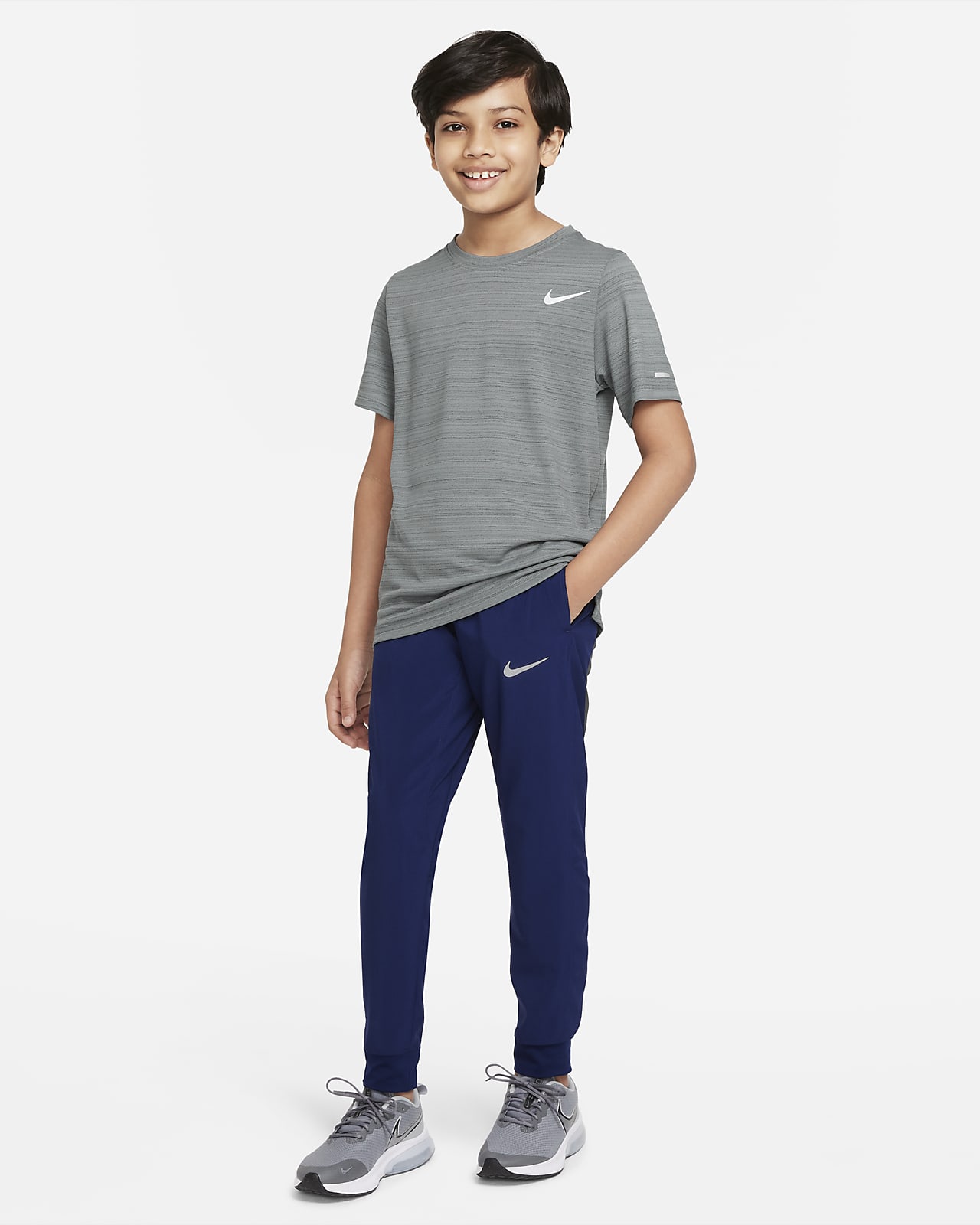 Nike Dri FIT Older Kids' (Boys') Woven Training Trousers