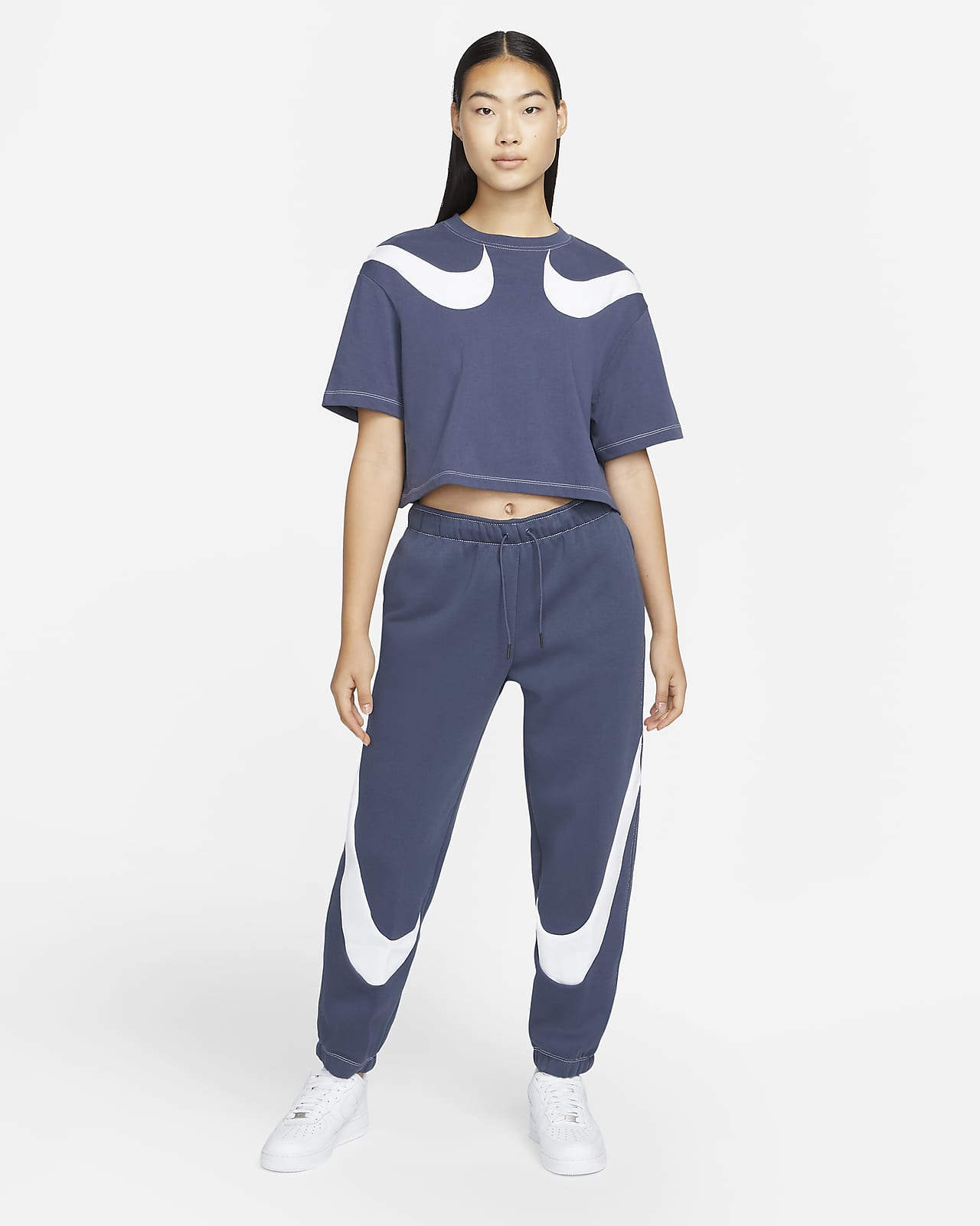 Pantalones de entrenamiento Easy Fleece para mujer Nike Sportswear Swoosh.  Nike.com