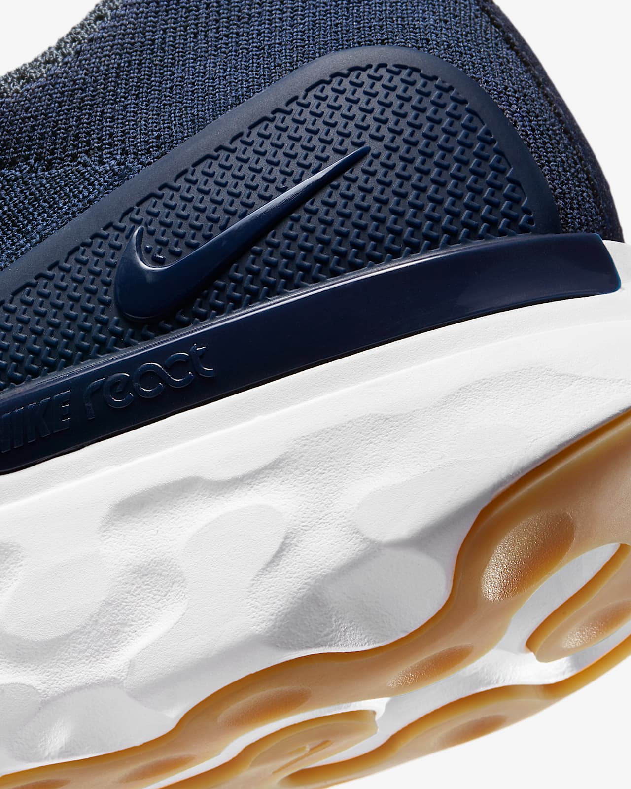 nike react phantom run 2