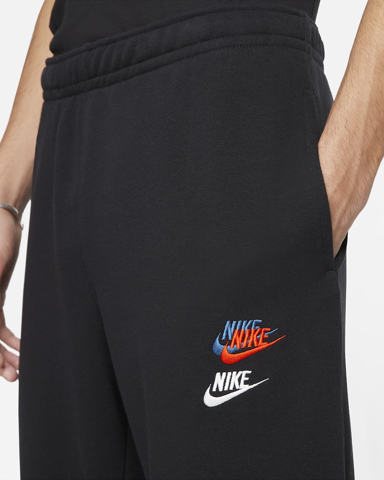 Nike Sportswear Essentials+ Men's French Terry Trousers. Nike AE
