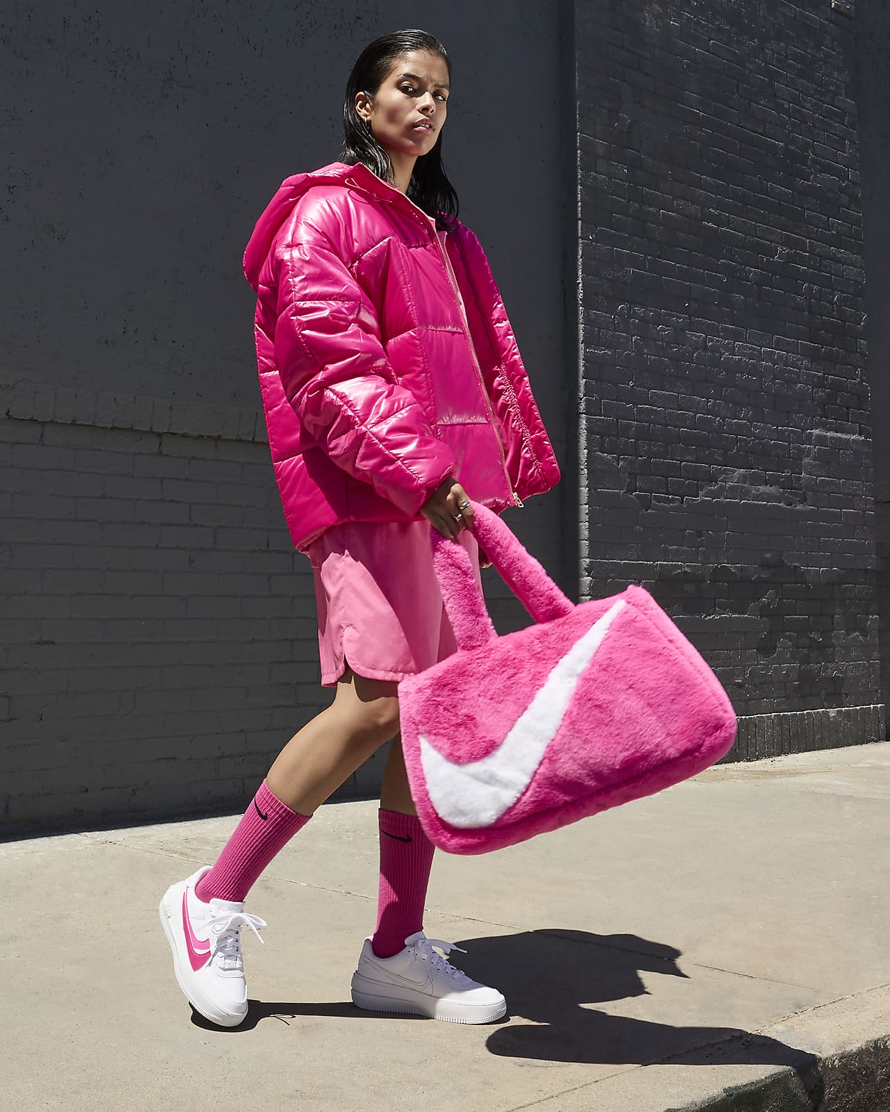 Pink nike 2024 outfit womens