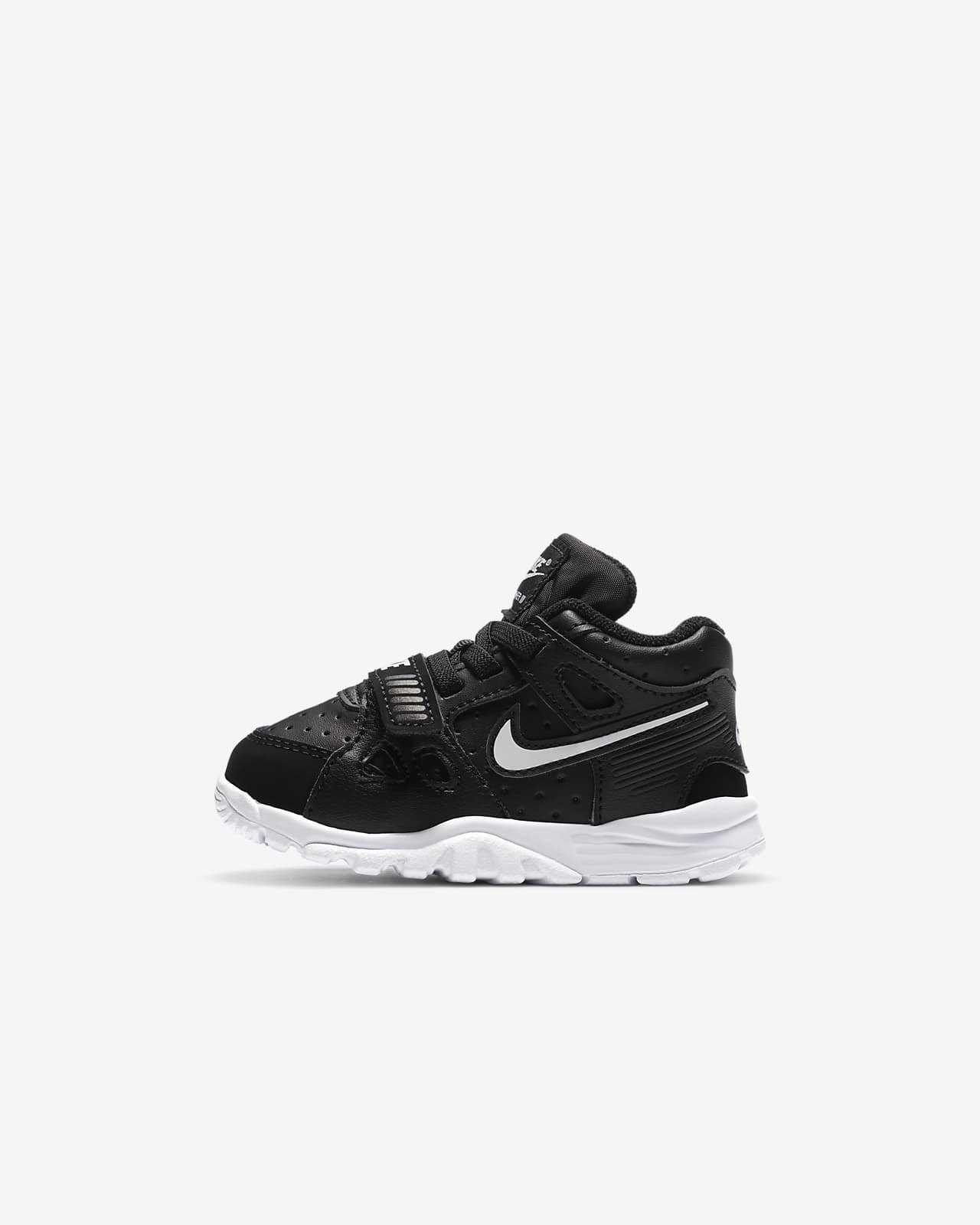 infant size 3 nike trainers