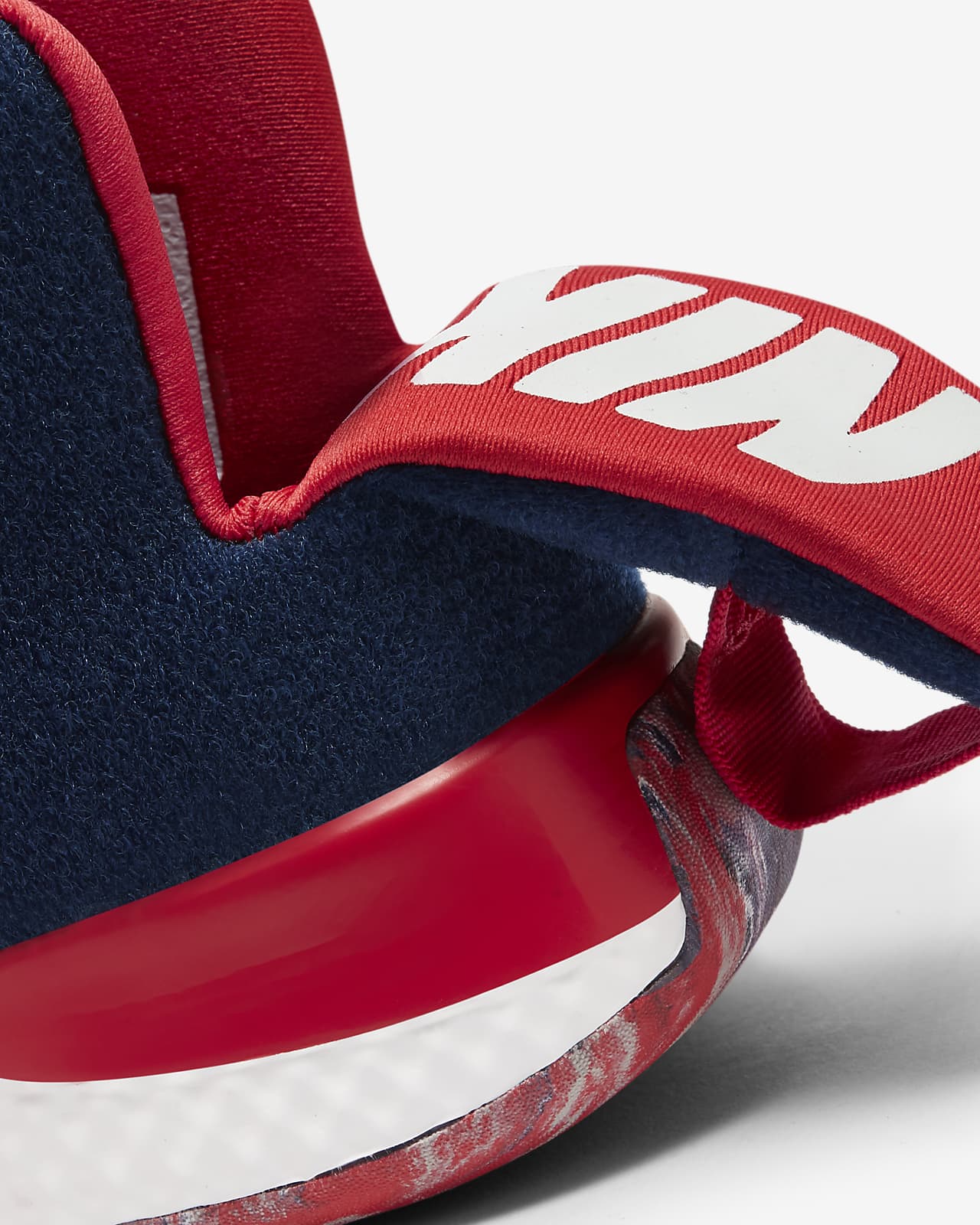 nike unvrs flyease