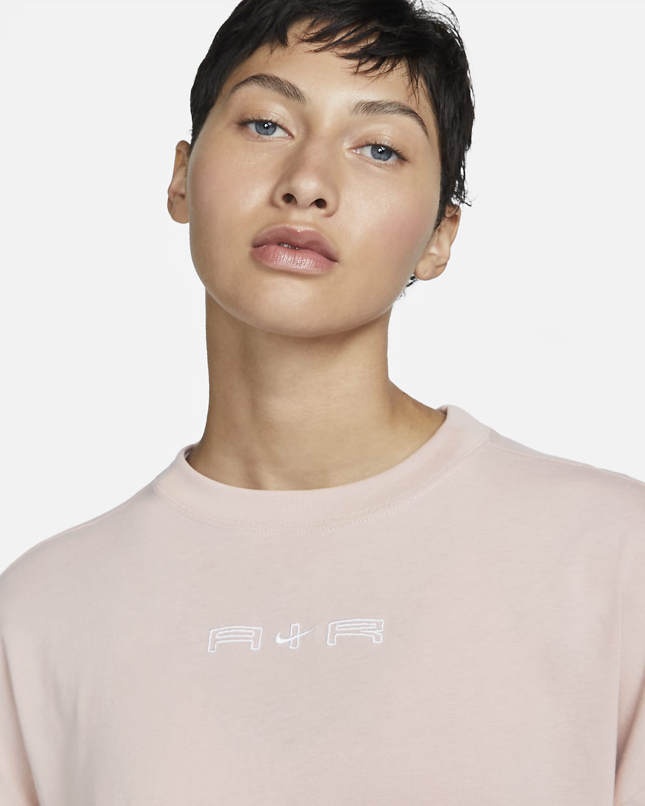 Nike Air Women's Long-Sleeve Top. Nike BE