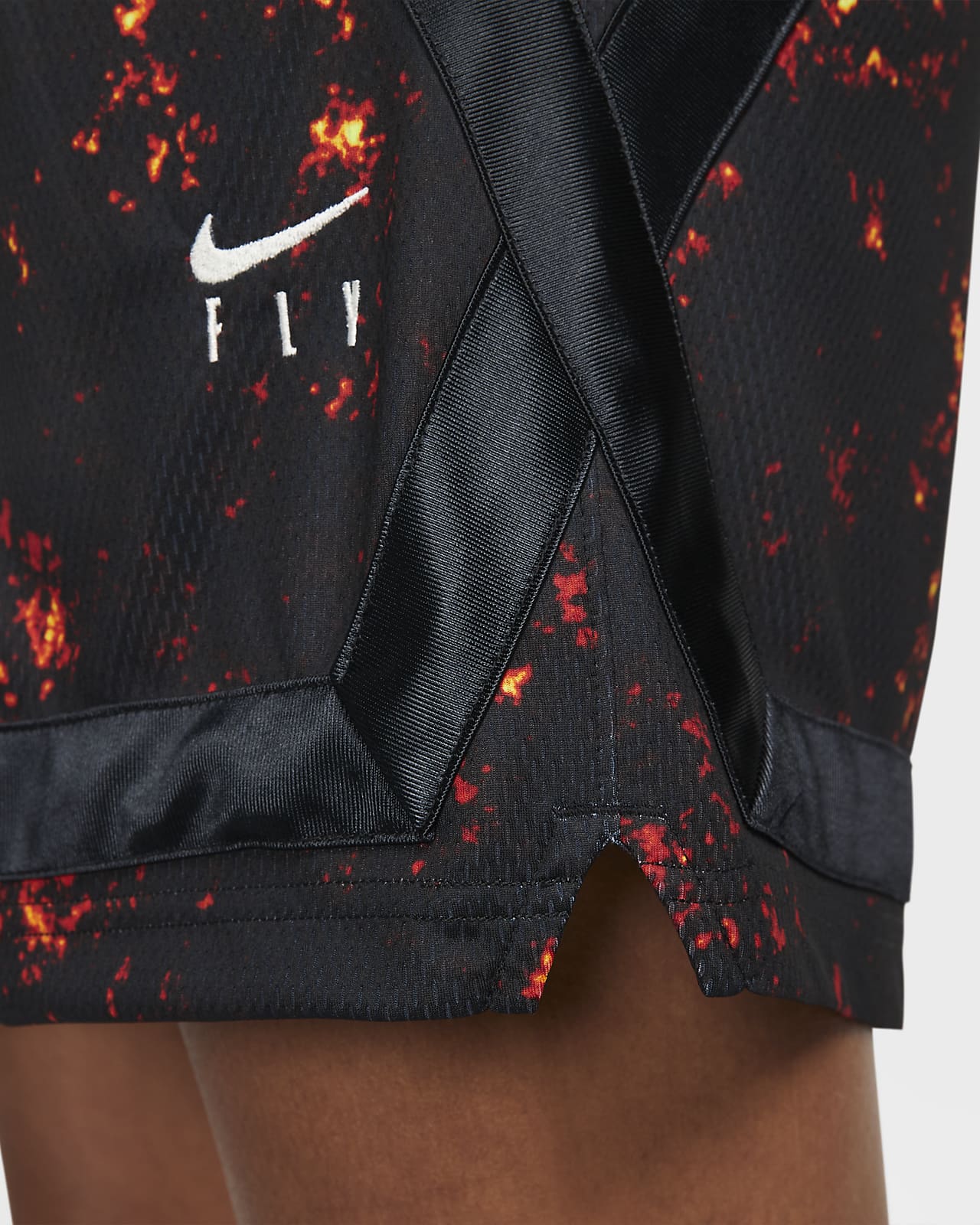 Buy W NK FLY CROSSOVER AOP SHORT for EUR 26.99 on KICKZ.com!