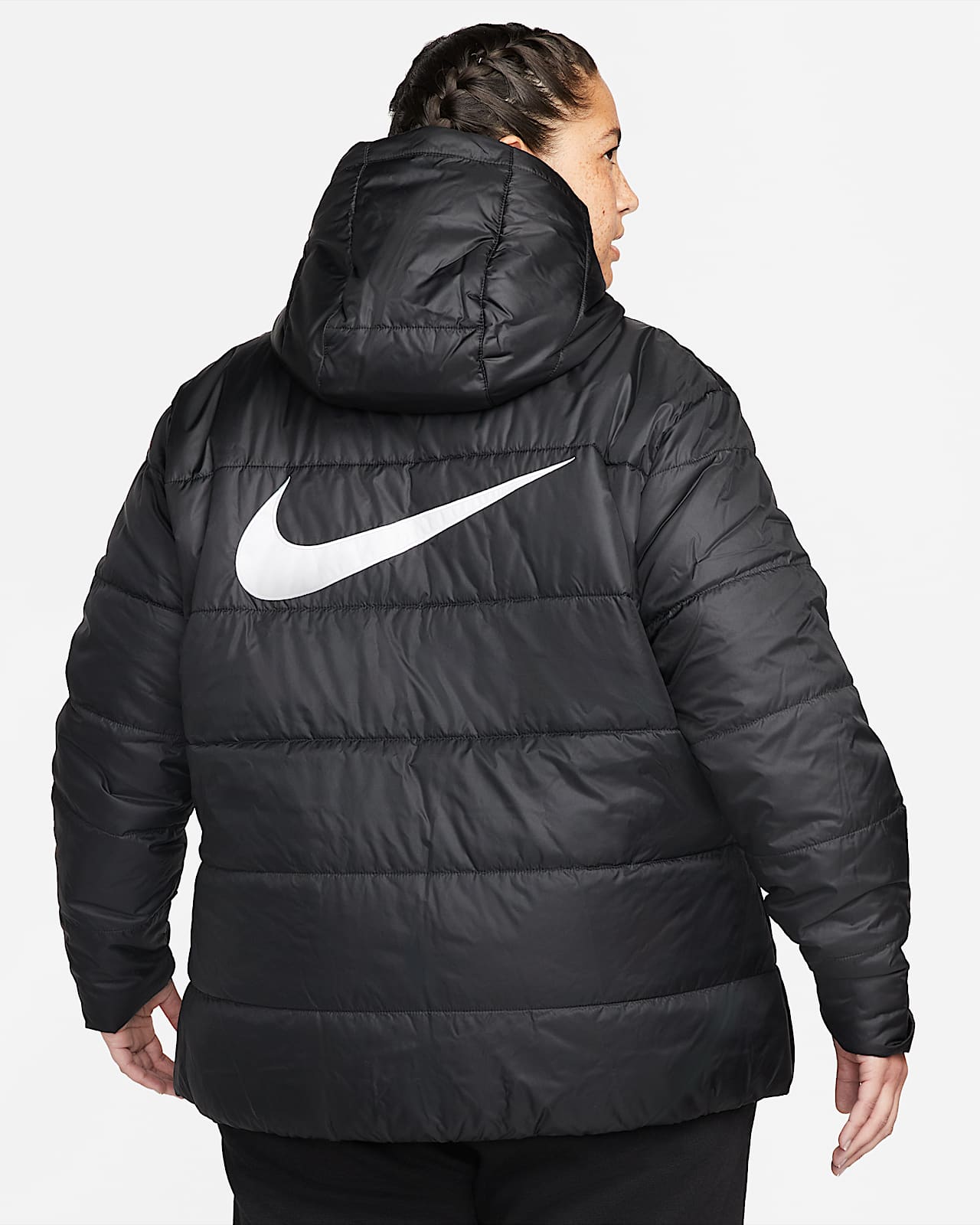 Nike Sportswear Therma-FIT Repel Damesjack (Plus Size). Nike BE