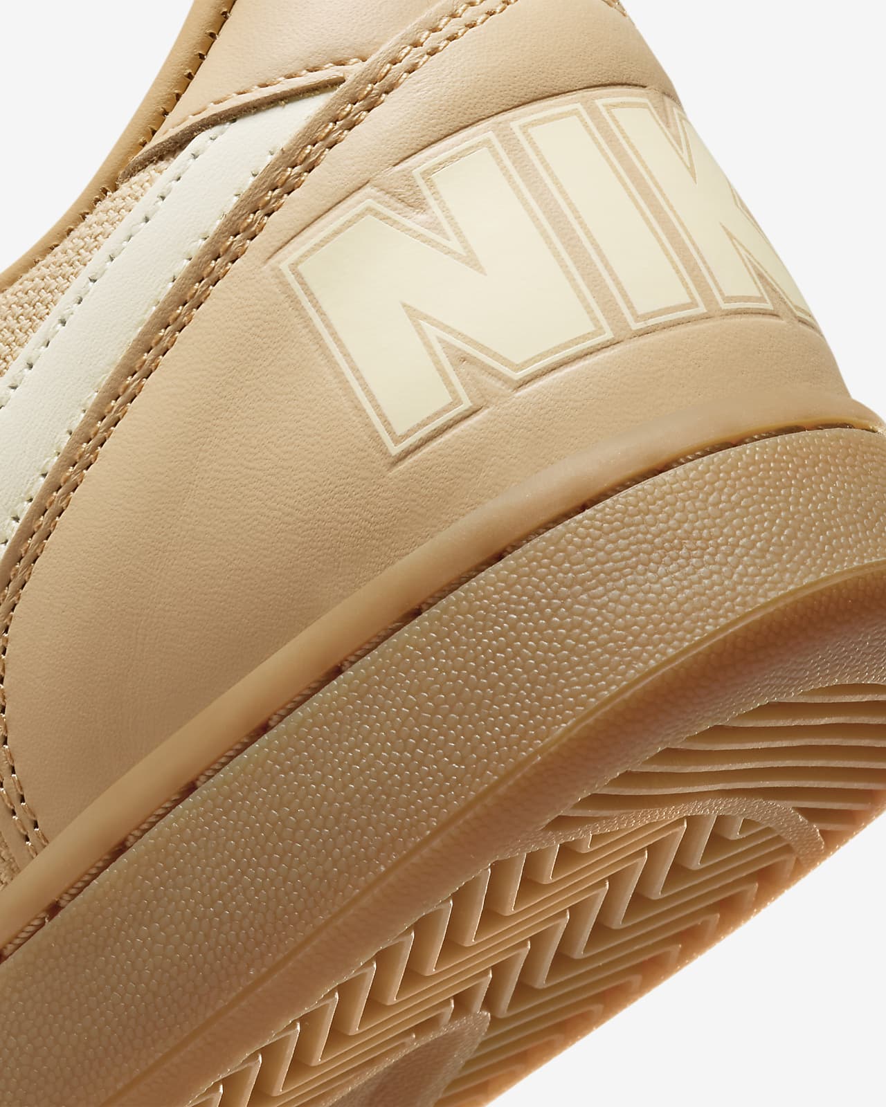 nike court borough low marron