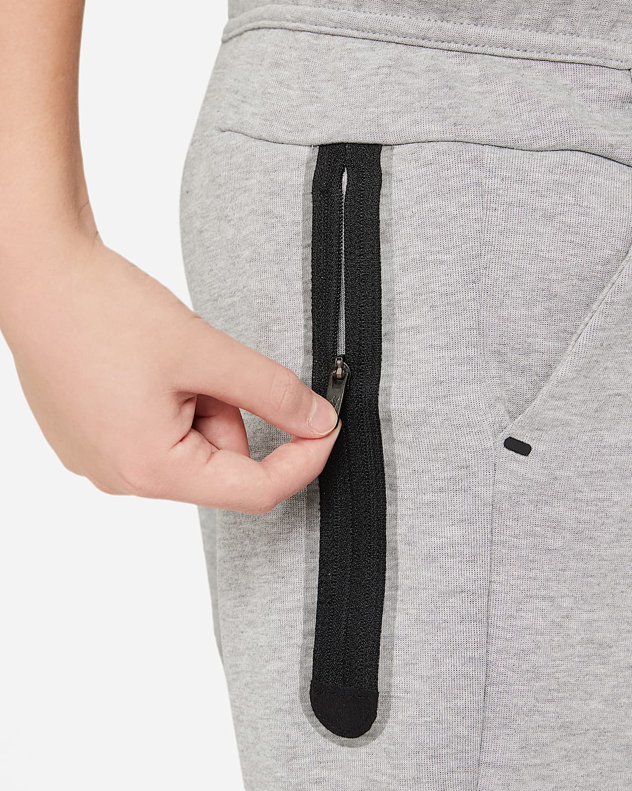 Nike Tech Fleece Short - Shorts - Casual - Intersport van den Broek /  Biggelaar