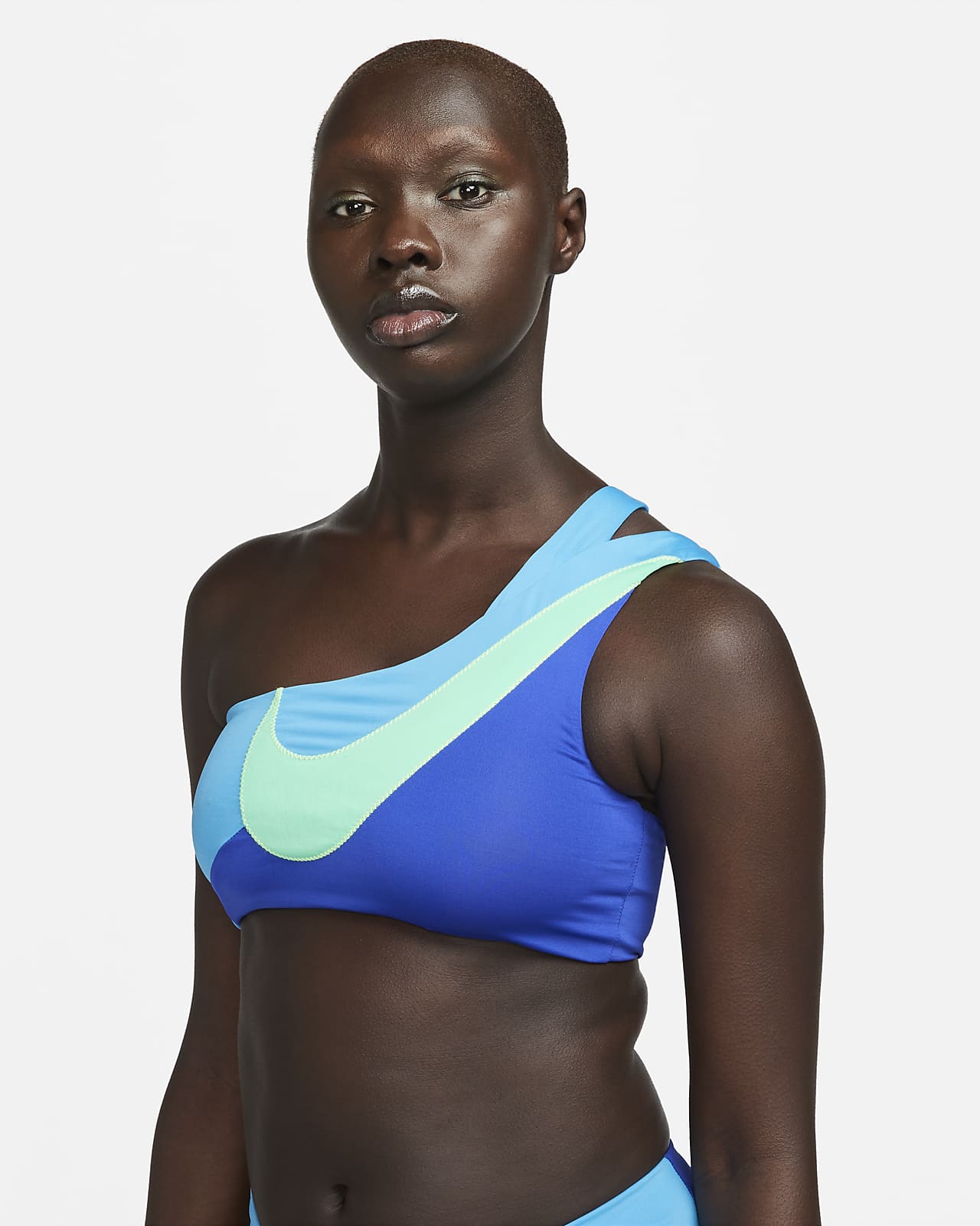 desconcertado Novelista Y equipo Nike Women's Bikini Swim Top. Nike.com