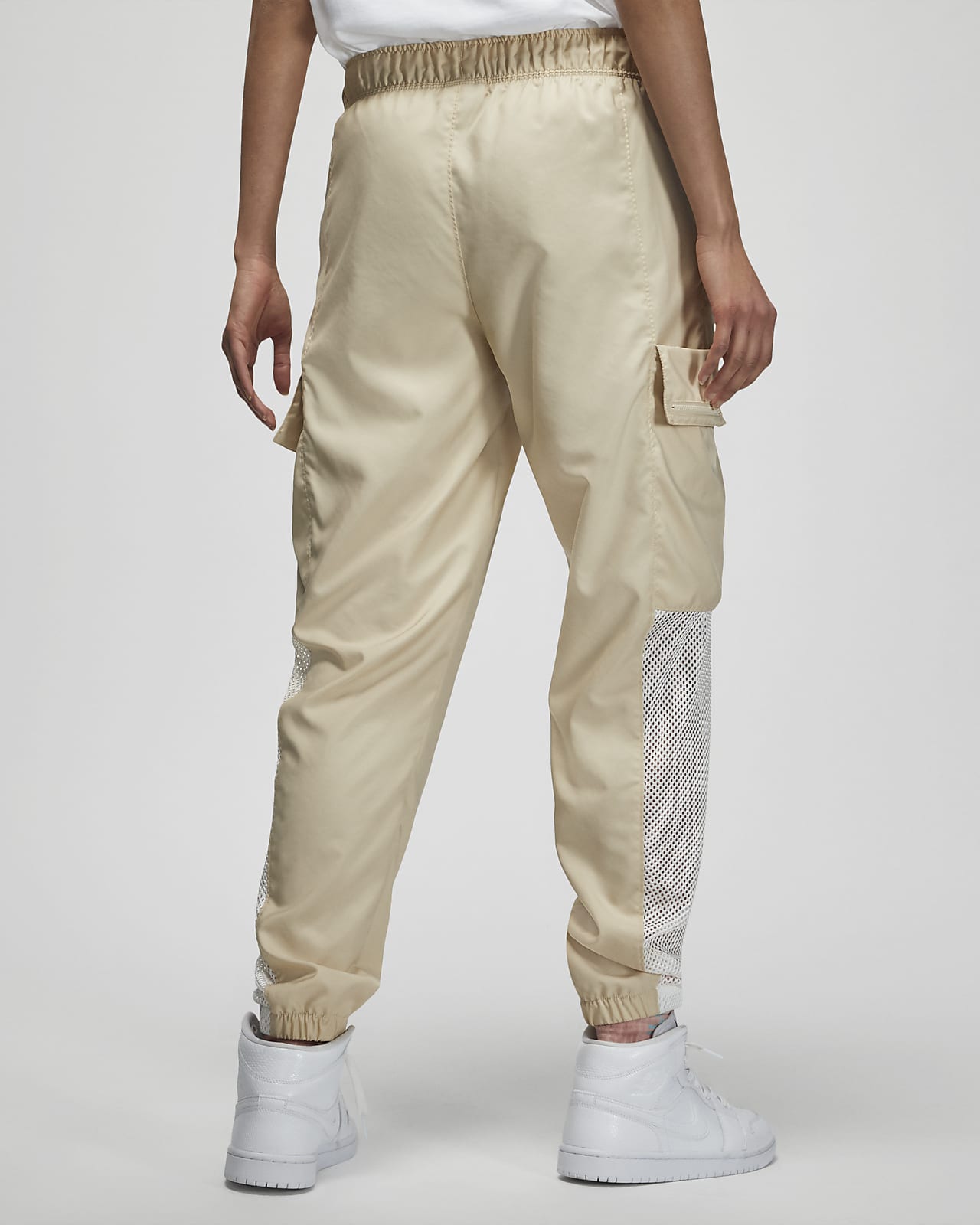 Jordan Essentials Women's Utility Trousers. Nike DK