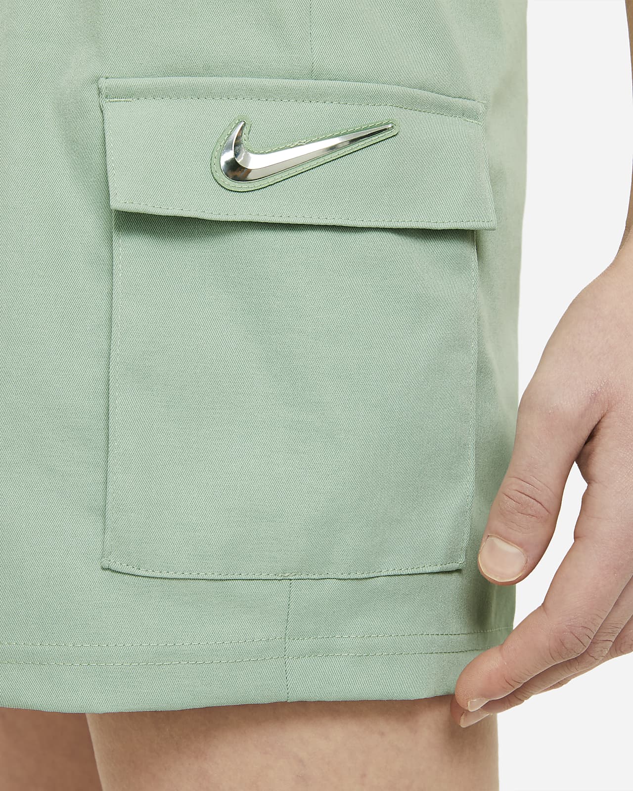 Shorts cargo para mujer Nike Sportswear Swoosh. Nike.com