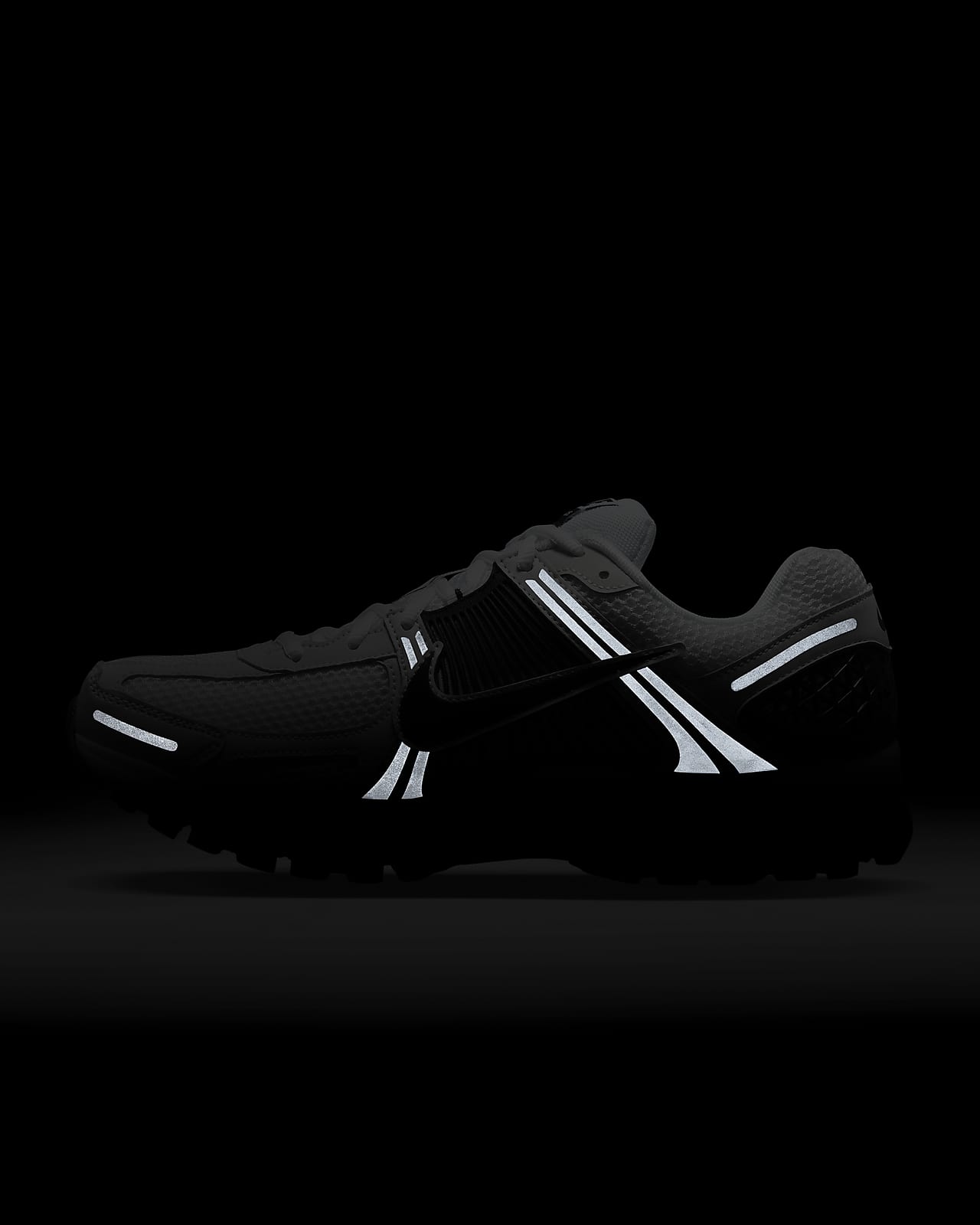 Nike Zoom Vomero 5 Men's Shoes