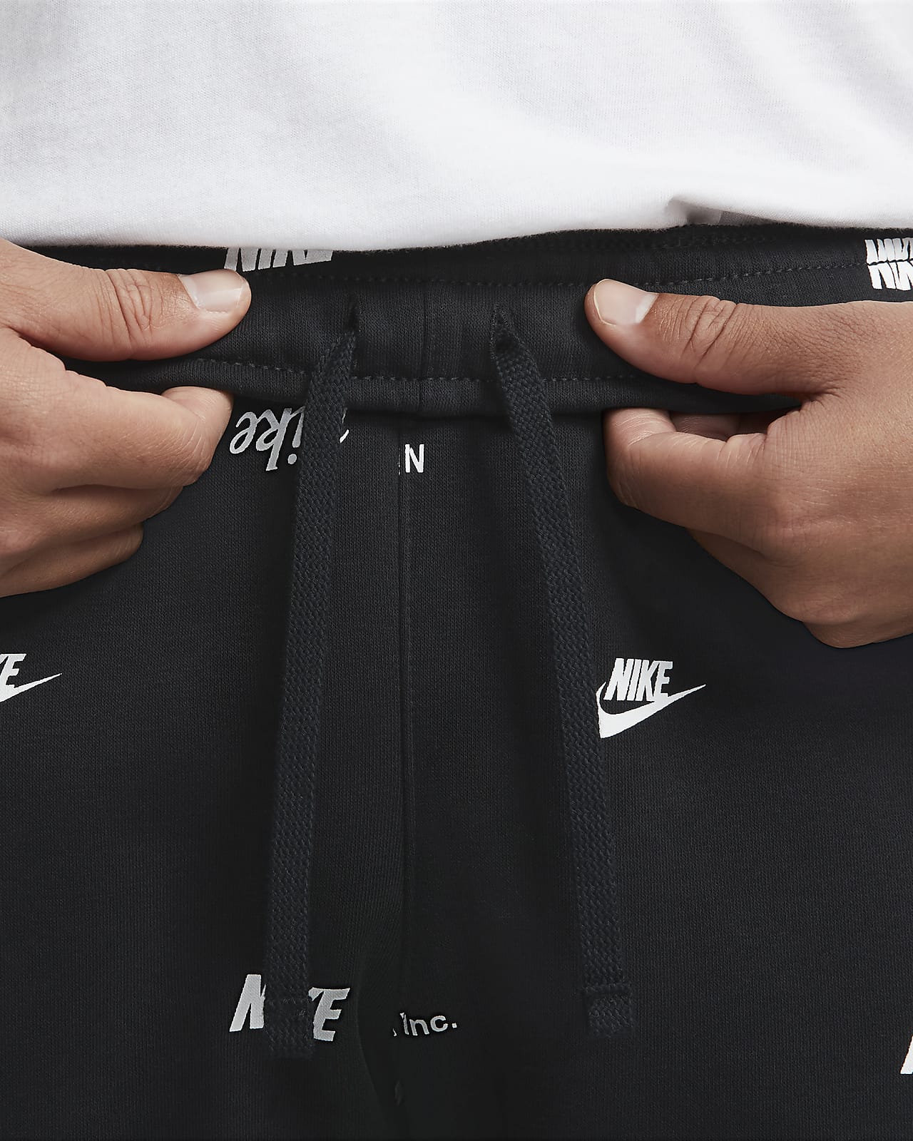 Nike best sale printed joggers