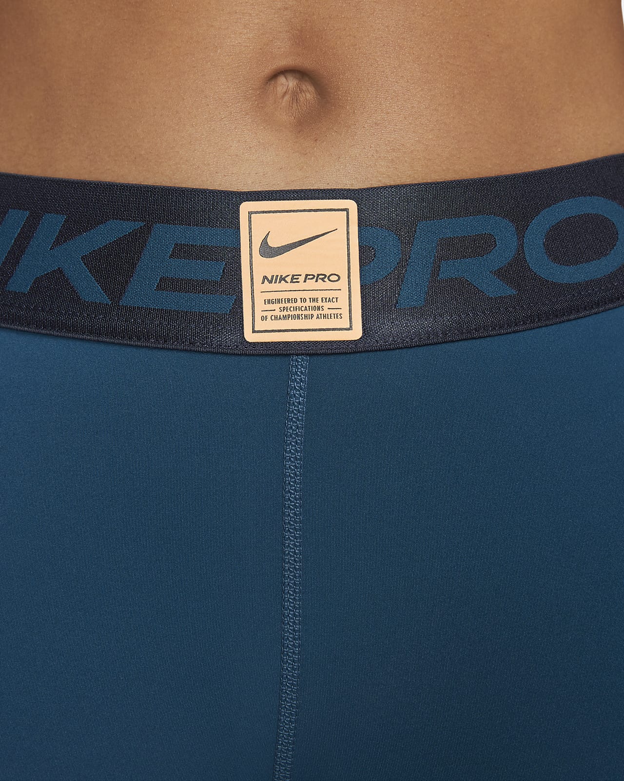 poco claro al menos oscuro Nike Pro Leggings de talle medio con estampado - Mujer. Nike ES