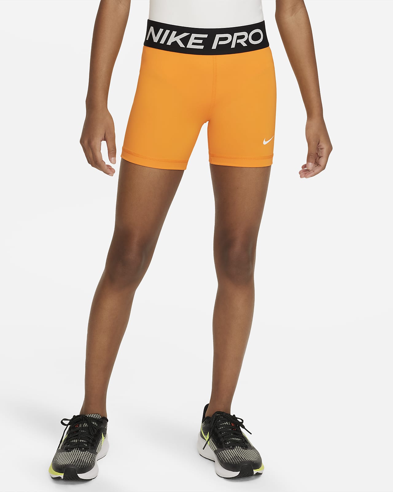 Nike Pro Older Kids' (Girls') 8cm Shorts. Nike FI