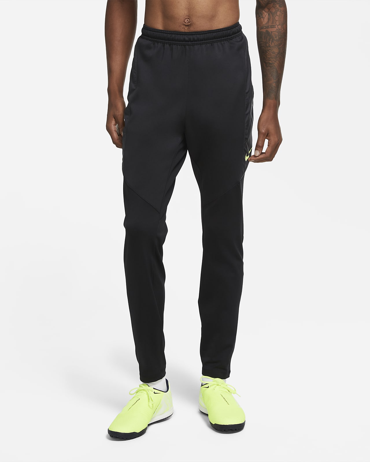 Nike Dri Fit Strike Winter Warrior fotballbukse til herre Nike Dri Fit Strike Winter Warrior fotballbukse til herre