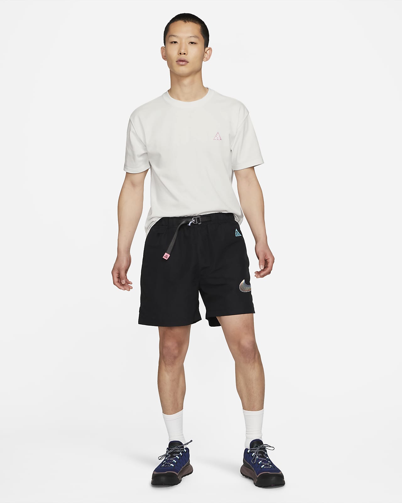 nike acg betrue shorts