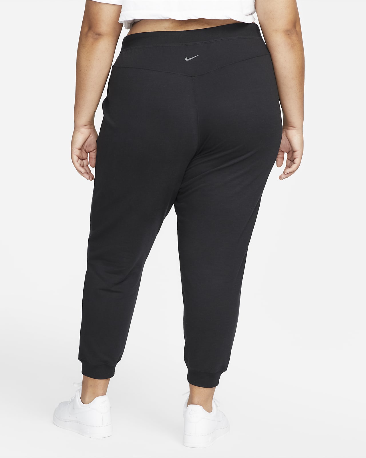 Nike Yoga Luxe Women's 7/8 Fleece Joggers (Plus Size). Nike CZ