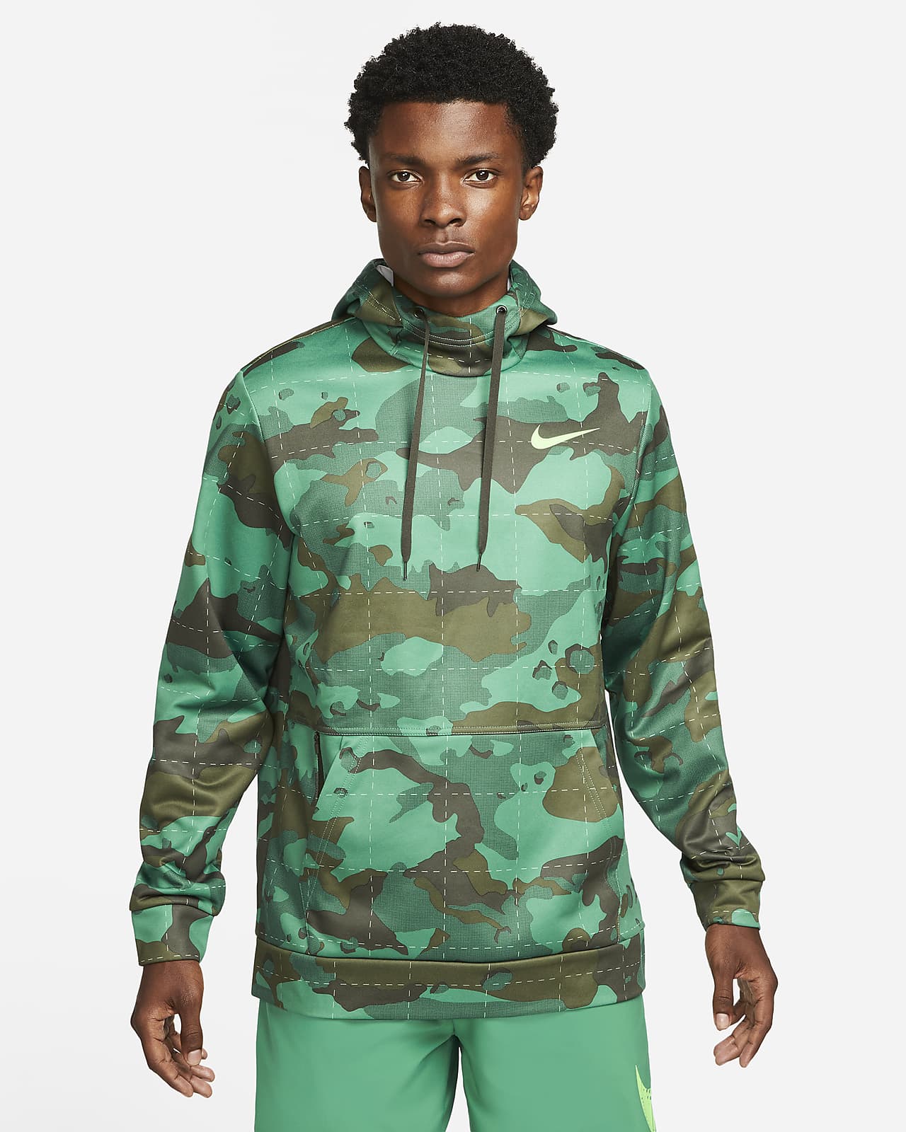 Nike Therma-FIT Sudadera con capucha de entrenamiento de camuflaje -  Hombre. Nike ES