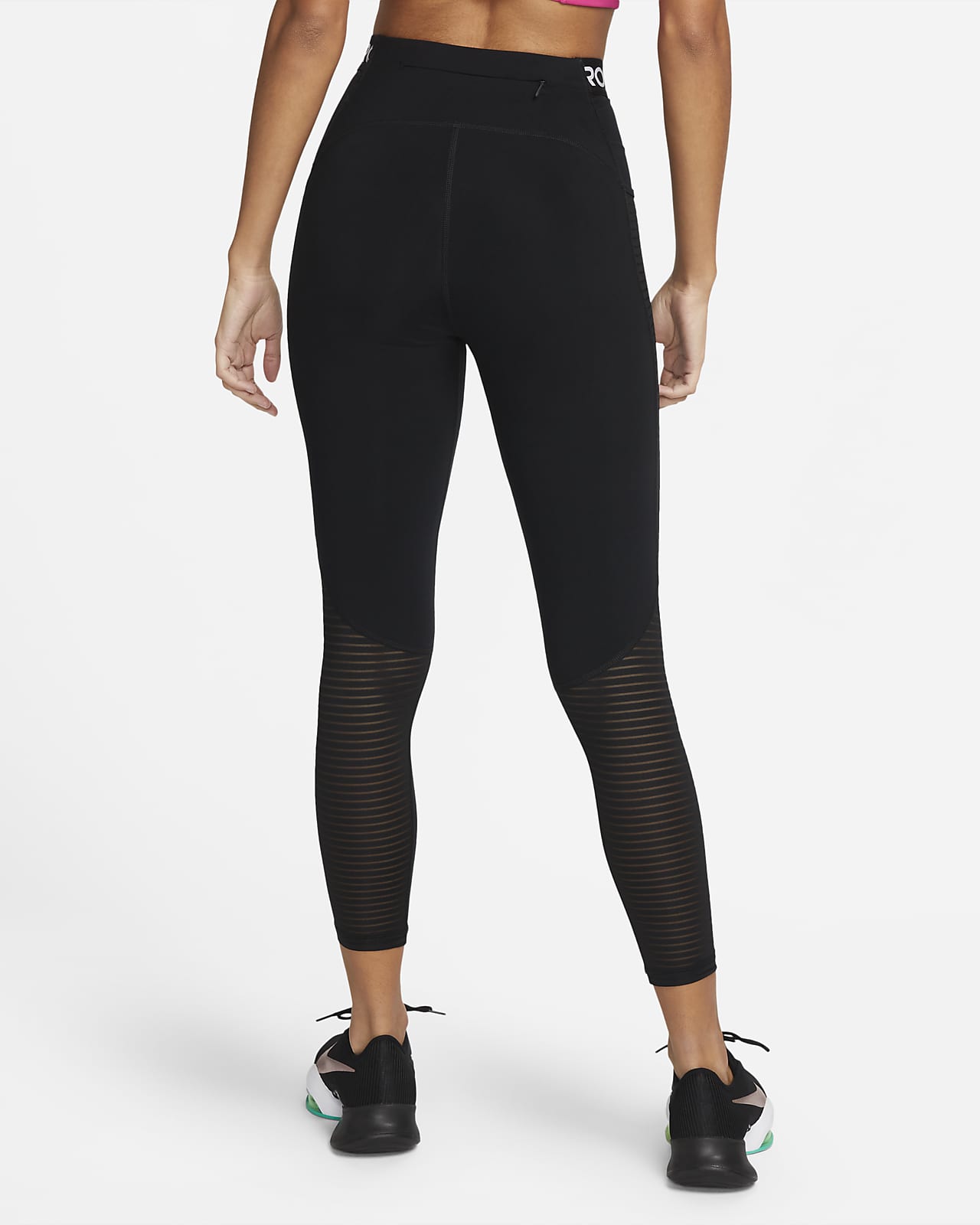 Nike Pro Women's High-Waisted Leggings with Pockets. Nike BE