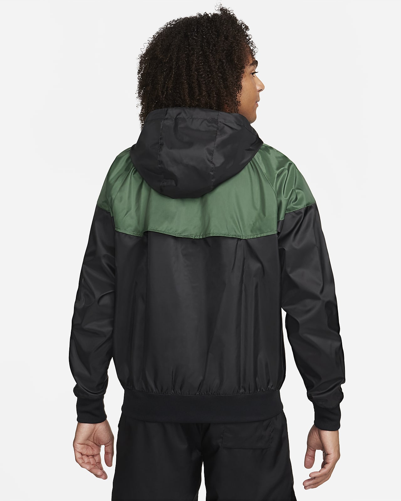 Nike Sportswear Windrunner Men\'s Jacket. Hooded
