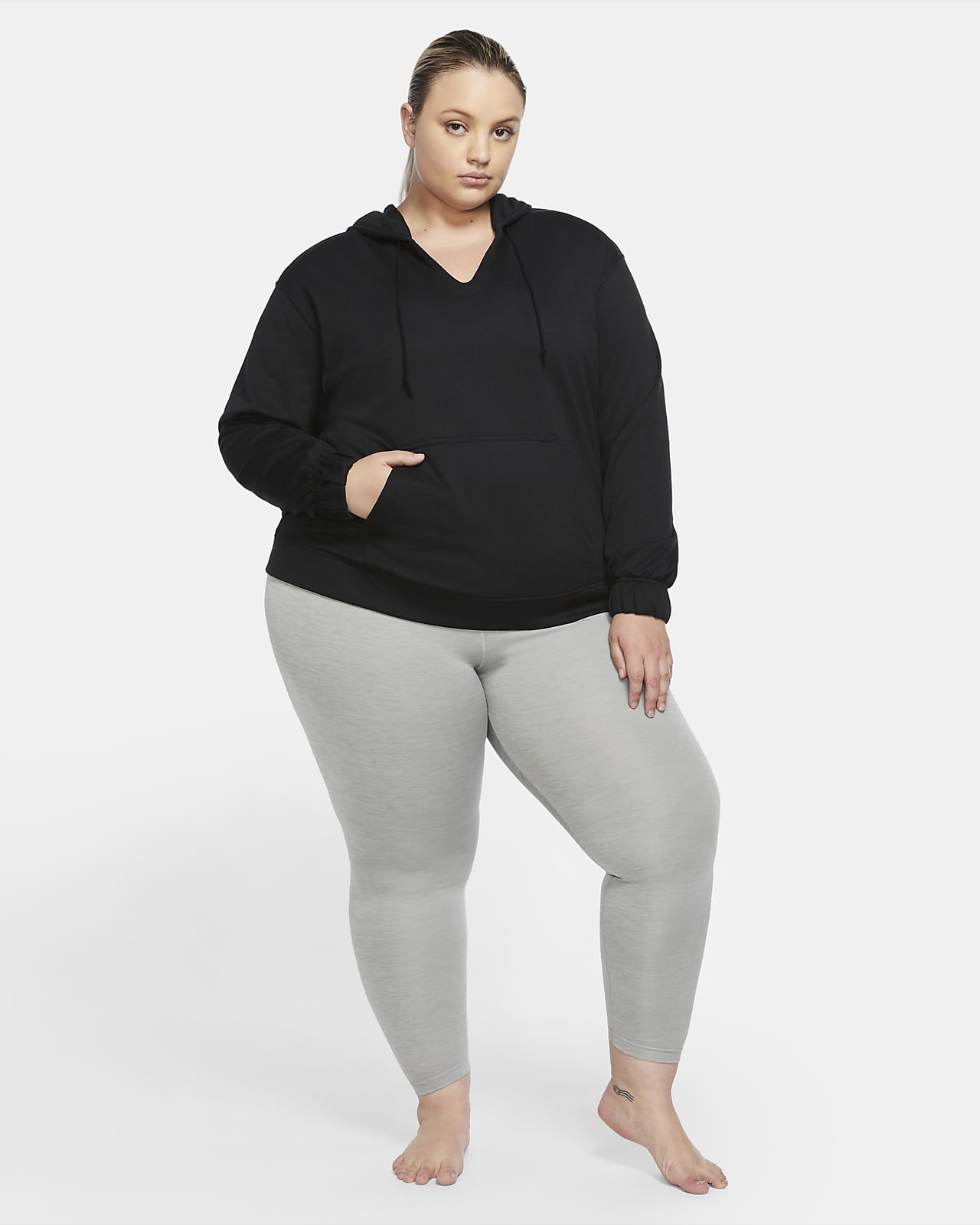 nike plus size pullover