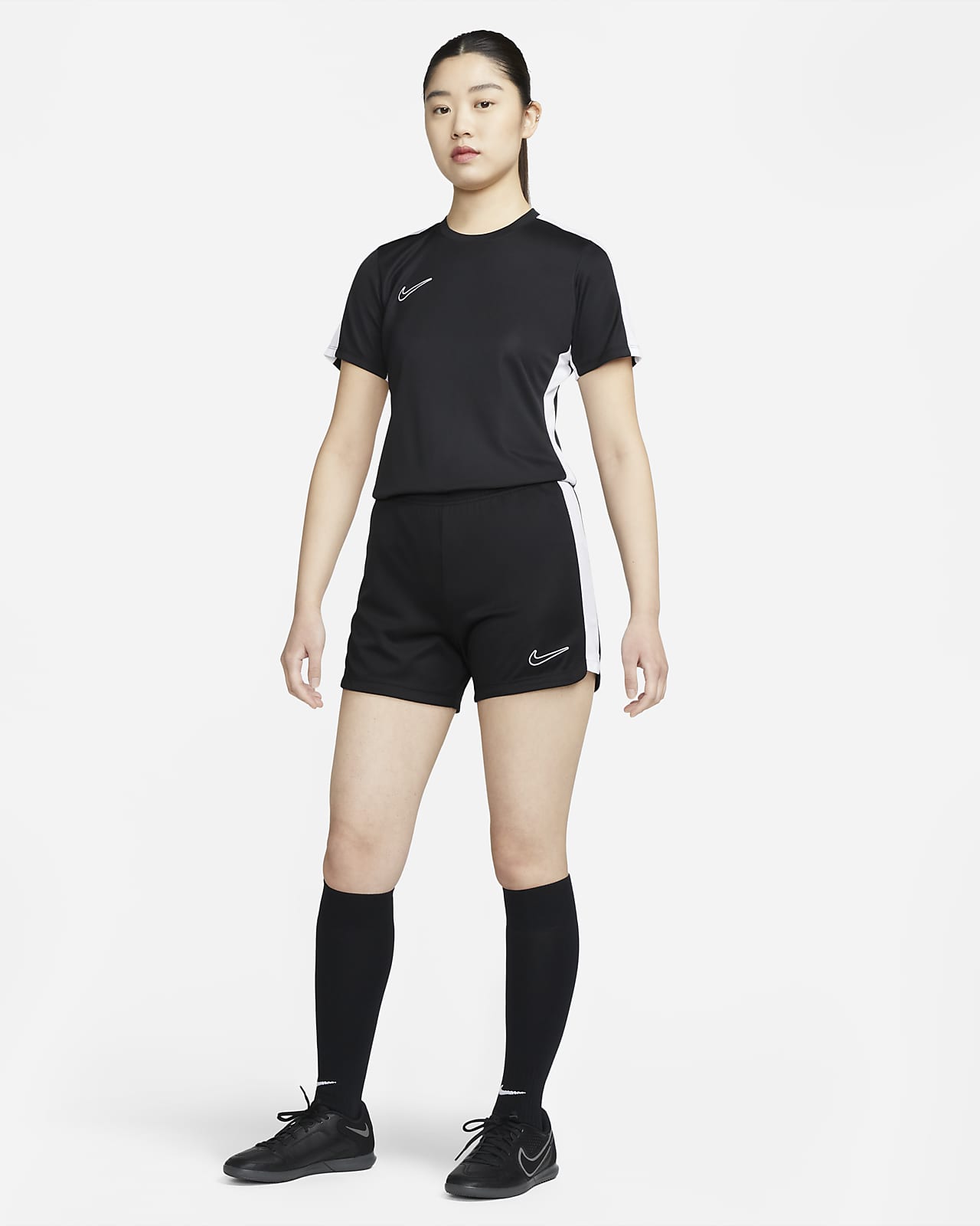 Nike Dri-FIT Academy 23 Pantalón corto de fútbol - Mujer