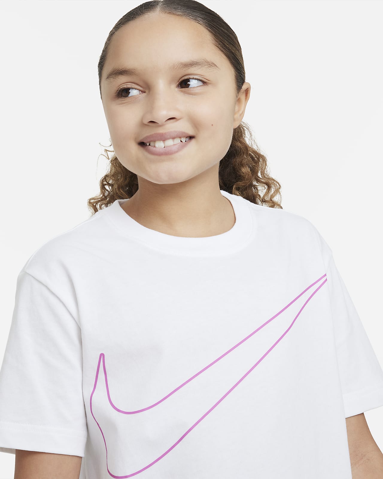 Nike Sportswear Older Kids' (Girls') T-Shirt. Nike SA