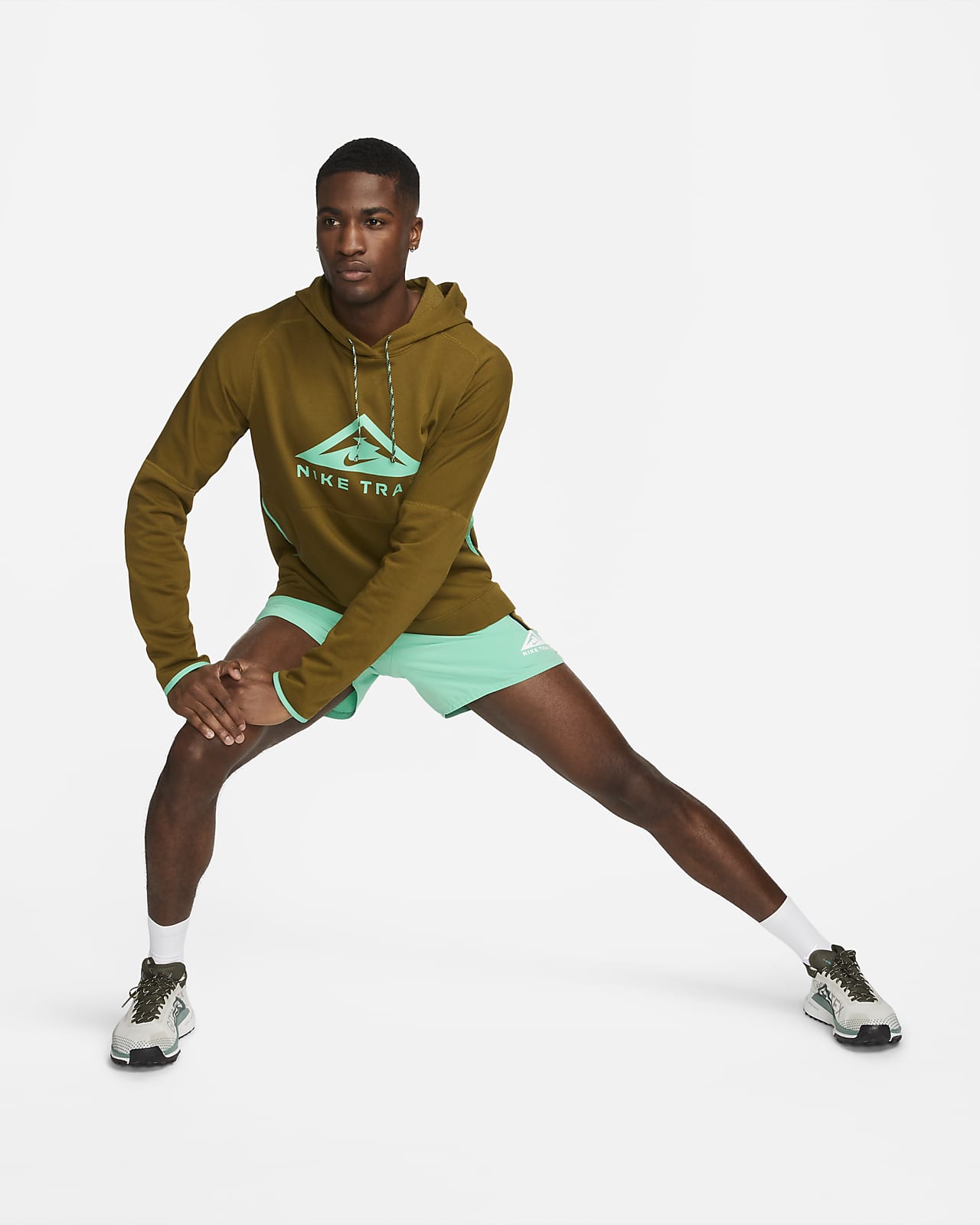 Openbaren racket Hou op Nike Trail Magic Hour Men's Dri-FIT Running Hoodie. Nike SI