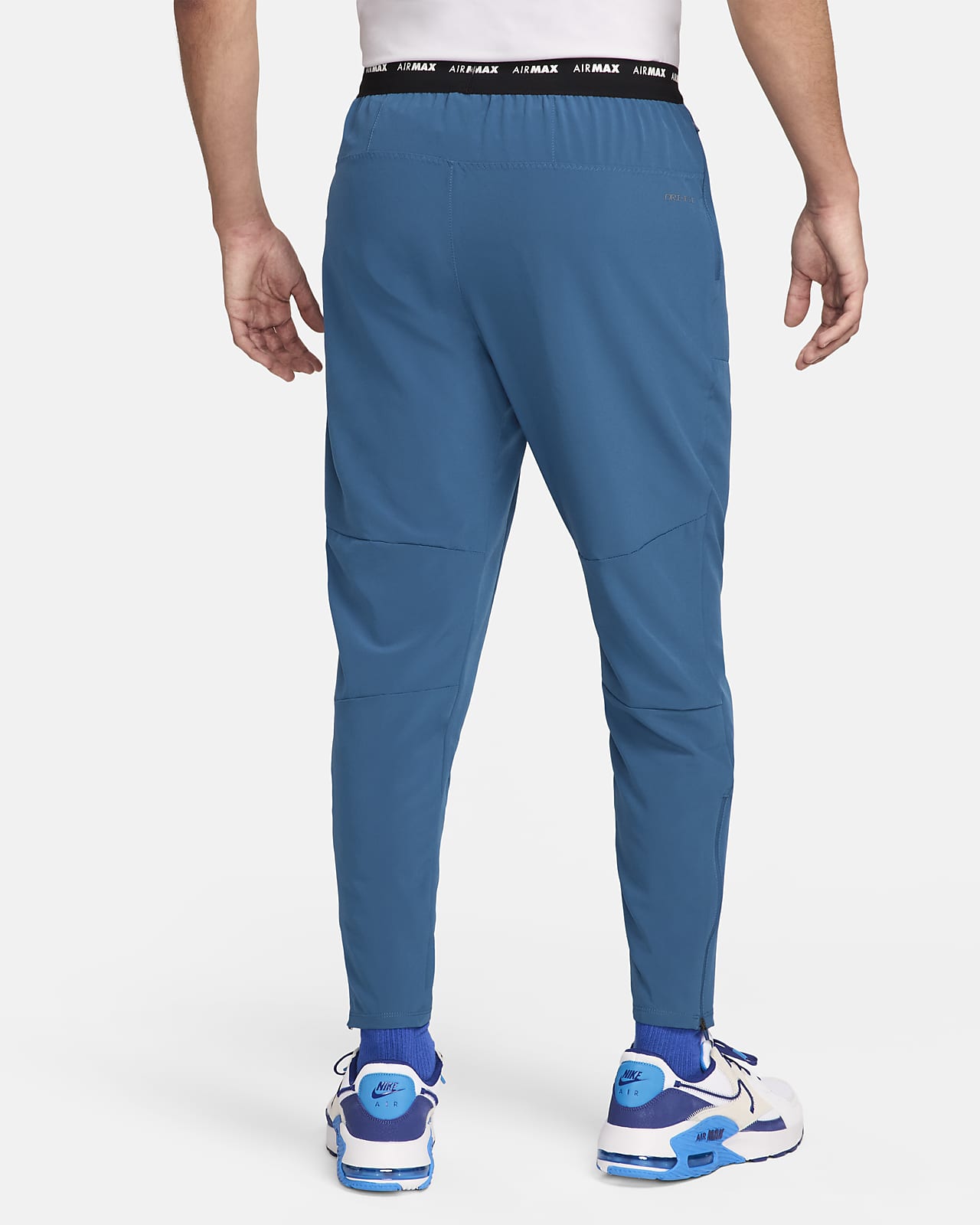 Nike Air Max Men's Dri-FIT Woven Trousers. Nike CA