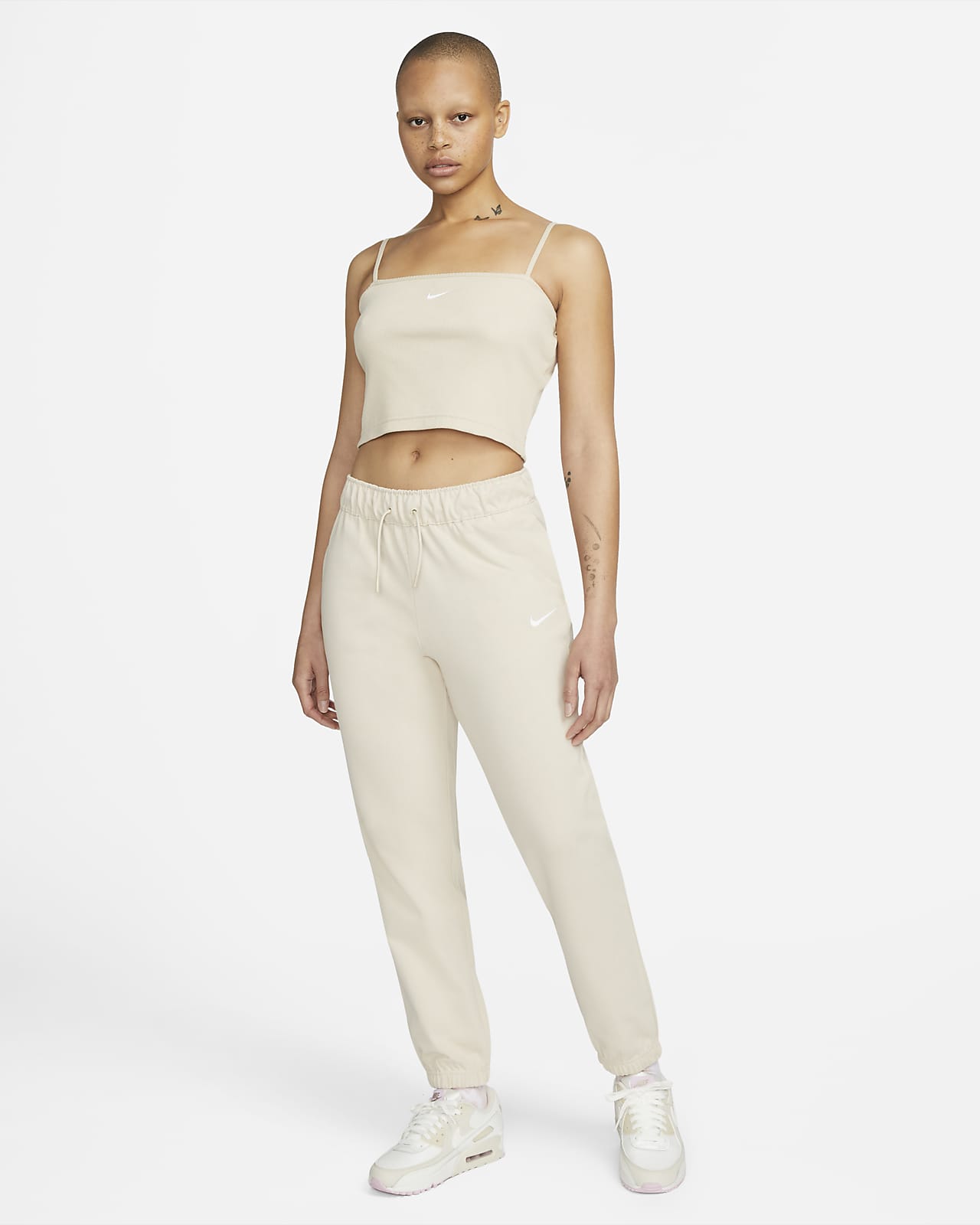 Nike Sportswear Essential Women's Ribbed Crop Top. Nike LU