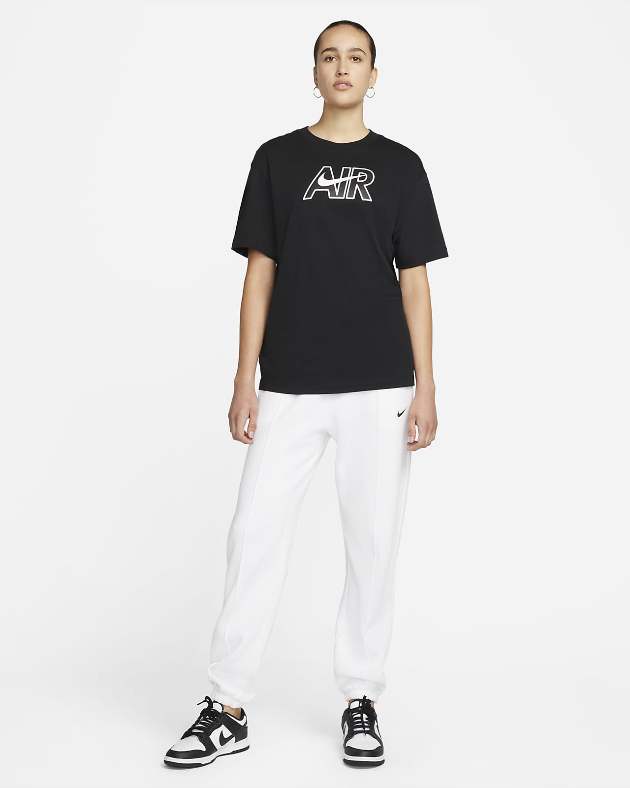 T-shirt Nike Sportswear Essential pour Femme. Nike LU