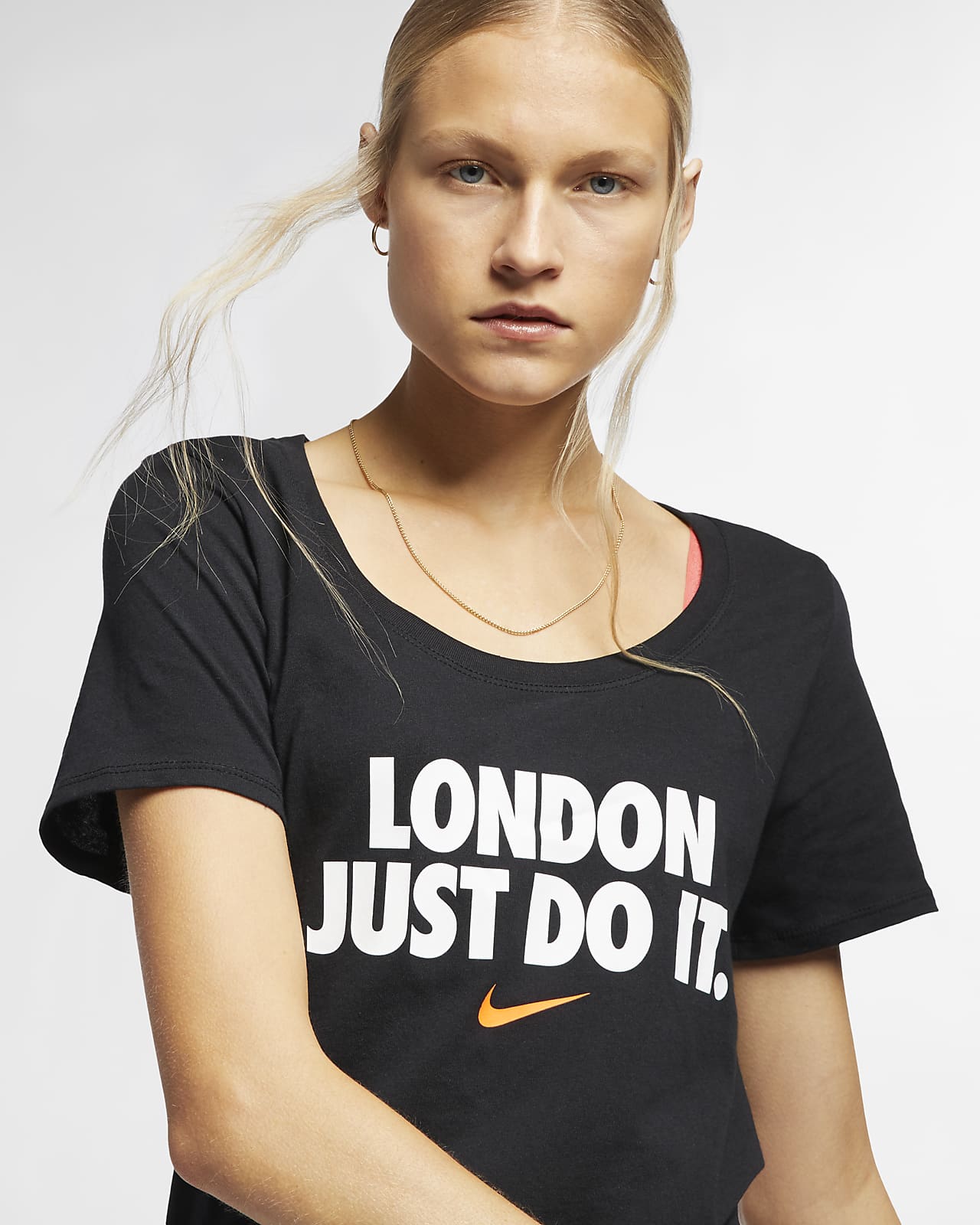 nike necklace t shirt