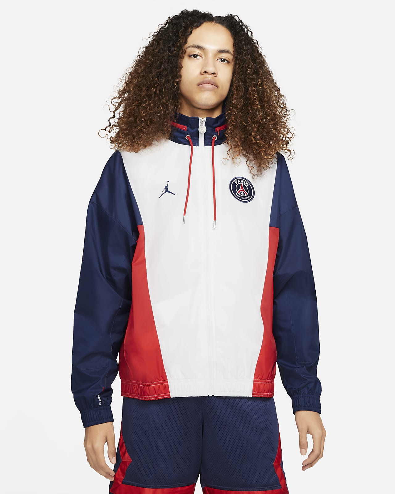 Paris Saint-Germain Men's Nylon Hooded Jacket. Nike SE