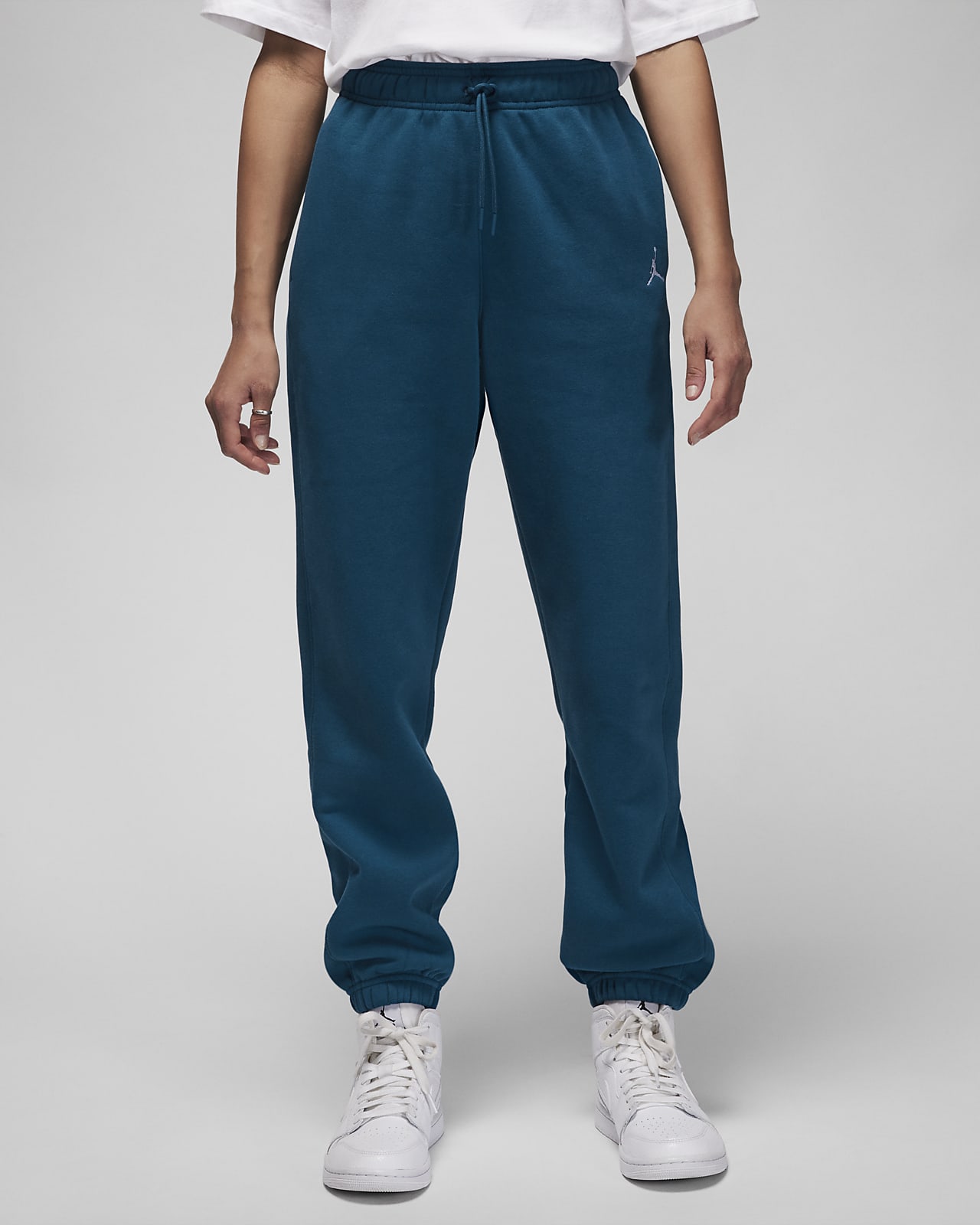 Así llamado Manto junto a Pants para mujer Jordan Brooklyn Fleece. Nike.com