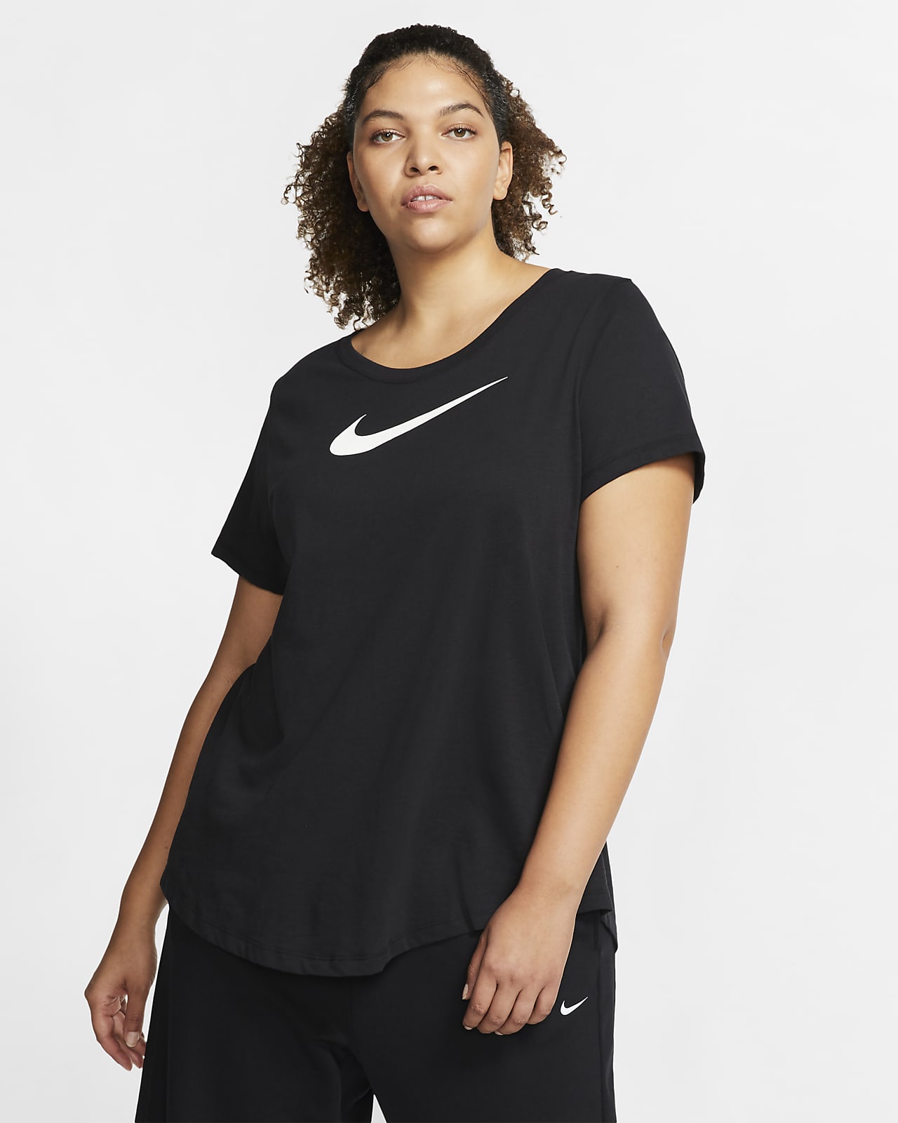 Nike Dri-FIT Women's Short-Sleeve Training T-Shirt (Plus Size). Nike MA